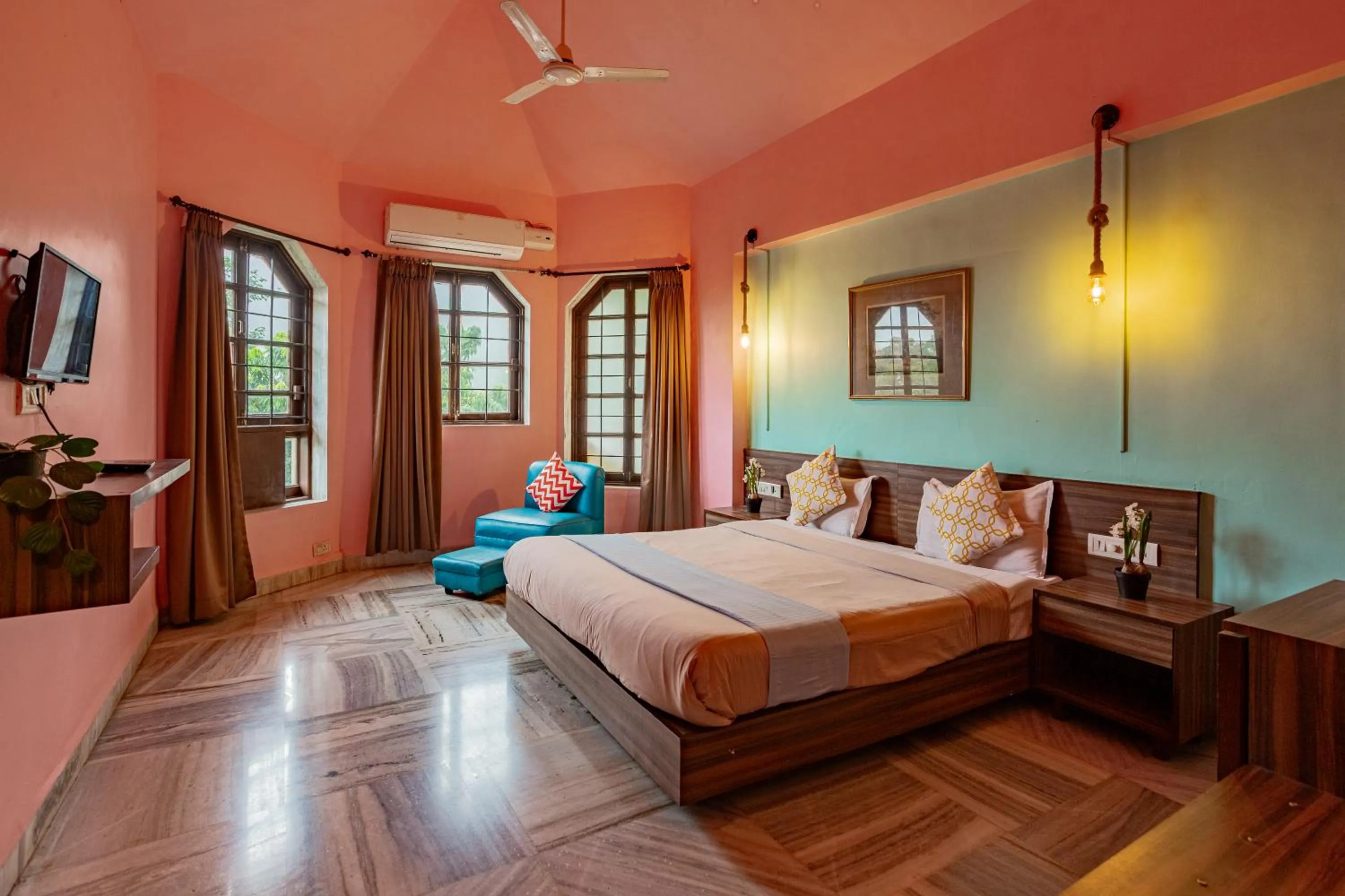 Bedroom, Bed in Hilltop suites by 29 bungalow