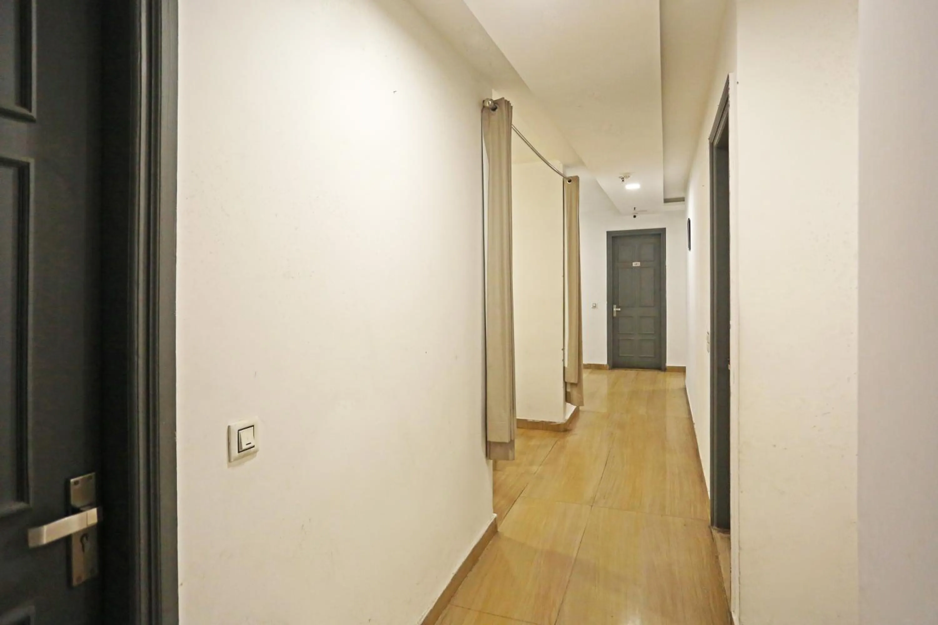 Property building in Hotel Raaso Inn Rohini Sec-16