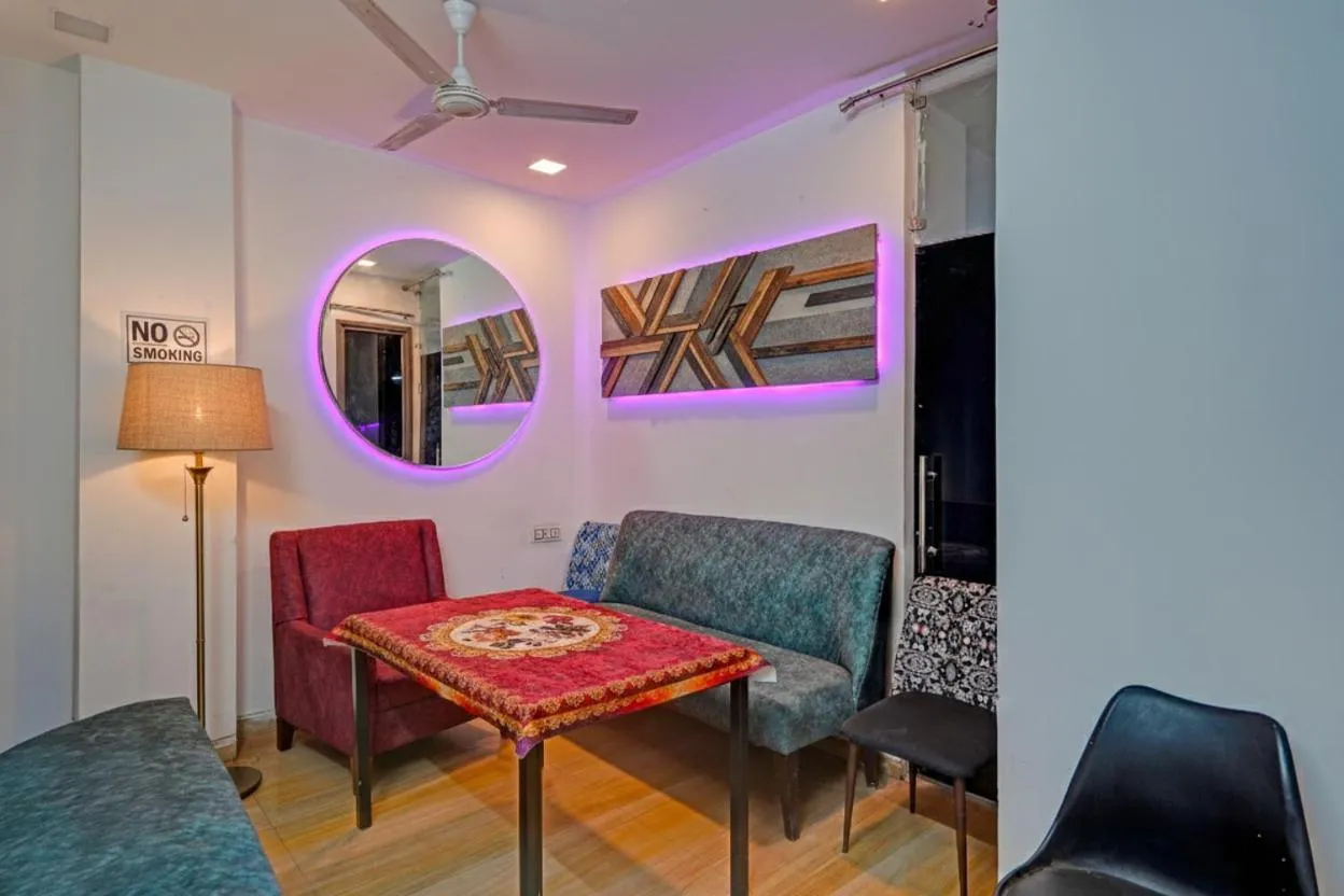 Hotel Raaso Inn Rohini I Near Metro I Couple Friendly I Spacious Rooms I Budget Stay