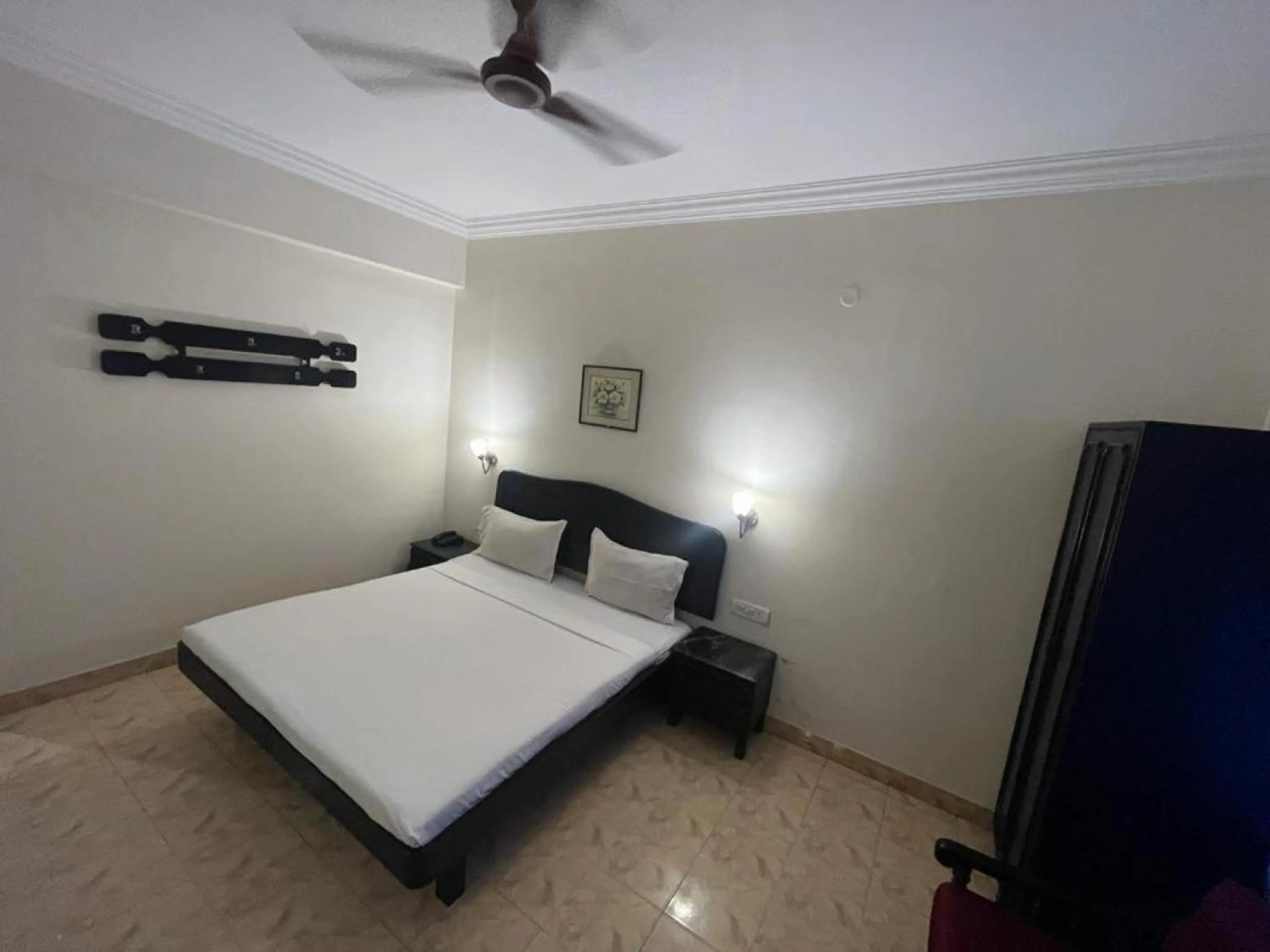 Bedroom, Bed in Hotel City Tower, Chennai Central