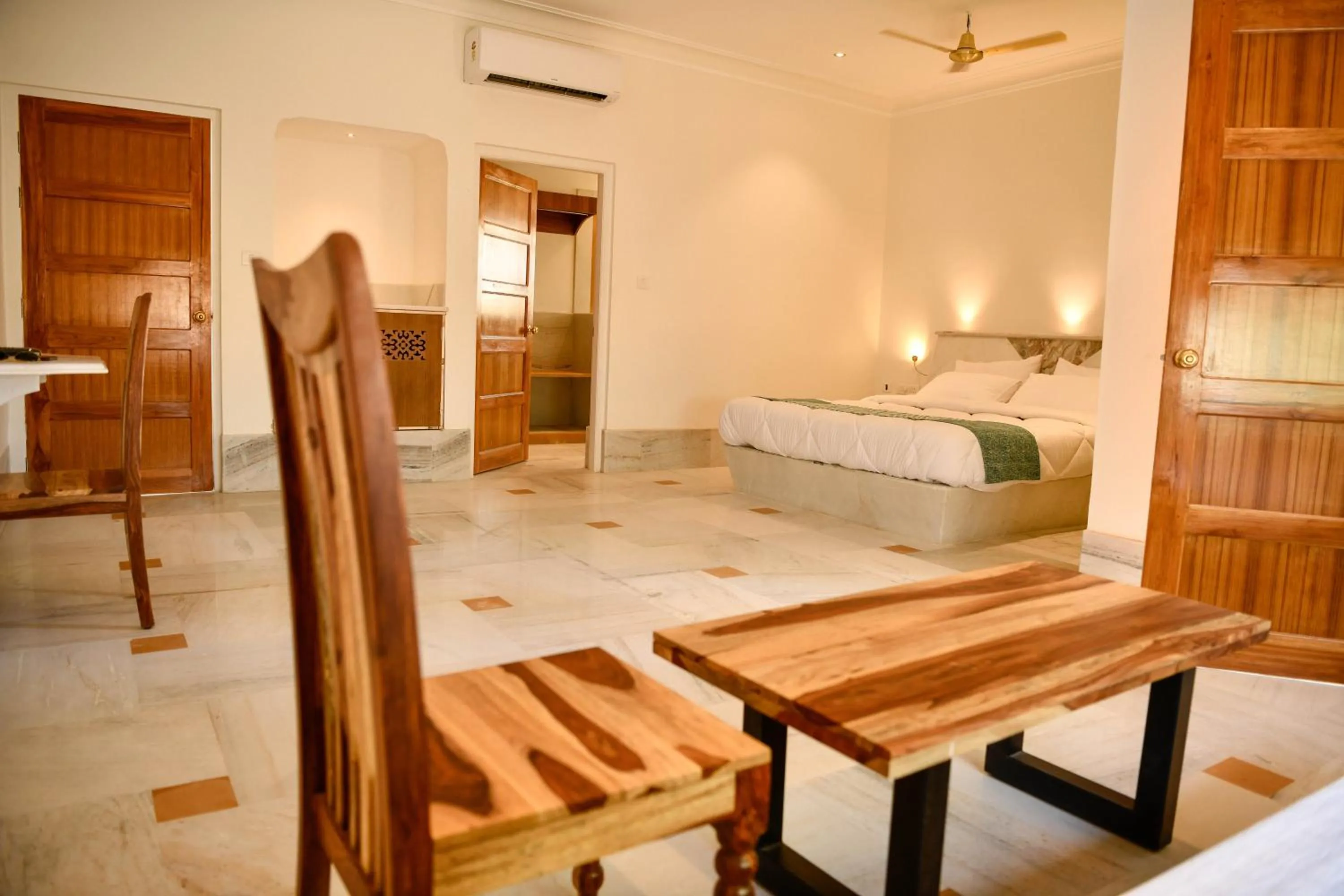 View (from property/room), Bed in Aangan Resort Mandawa