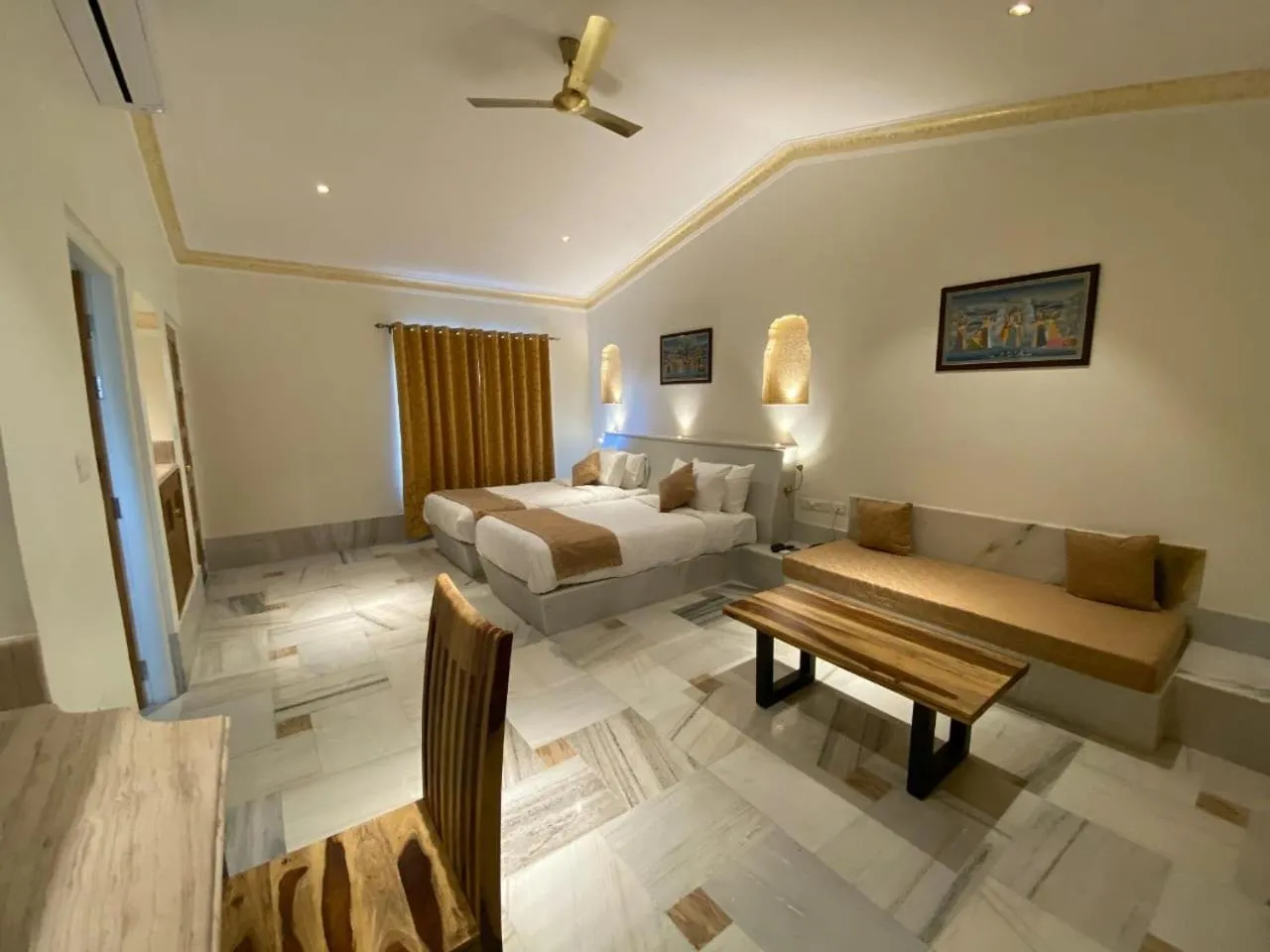 Photo of the whole room, Bed in Aangan Resort Mandawa