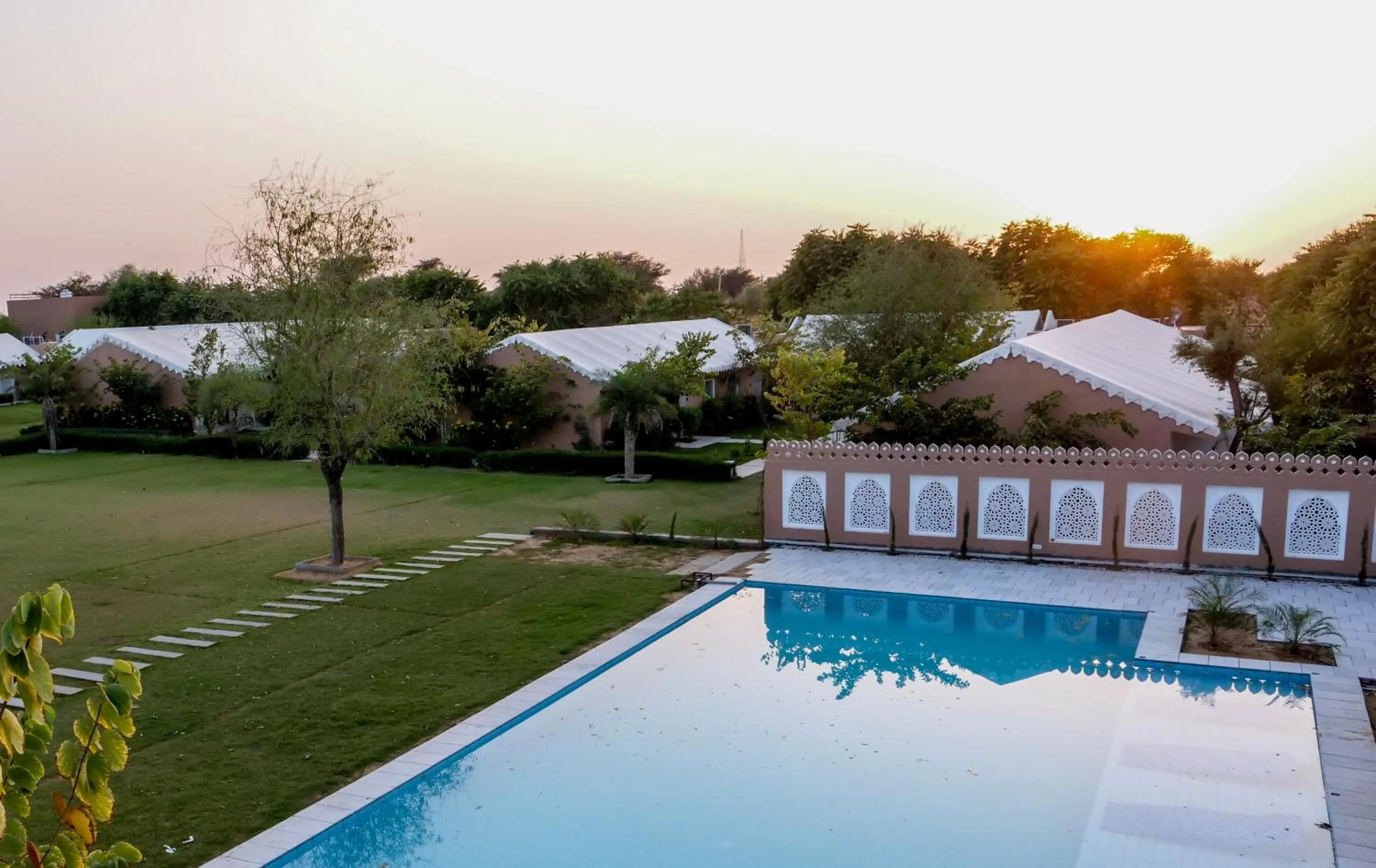 Swimming pool in Aangan Resort Mandawa