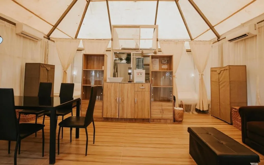 Playa La Caleta Bataan