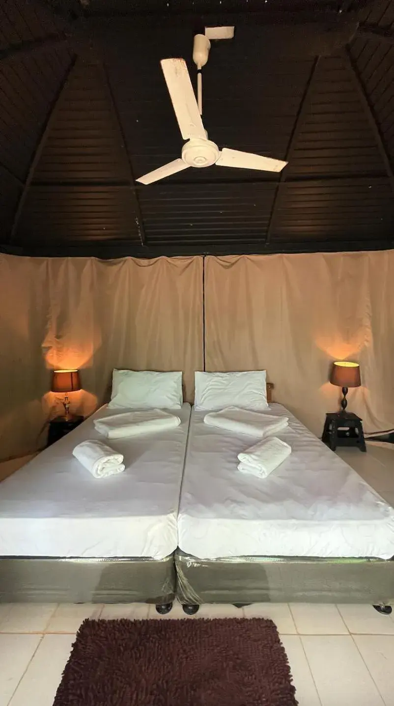 Deluxe Double Room with Sea View in Playa La Caleta Bataan Deluxe Double Room with Sea View in Playa La Caleta Bataan