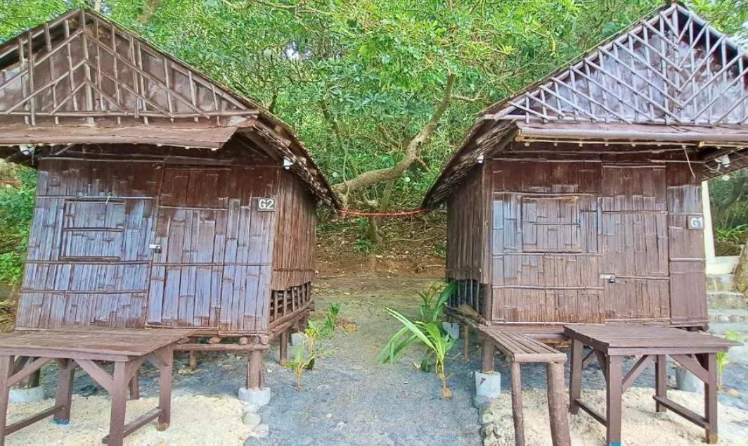 Playa La Caleta Bataan