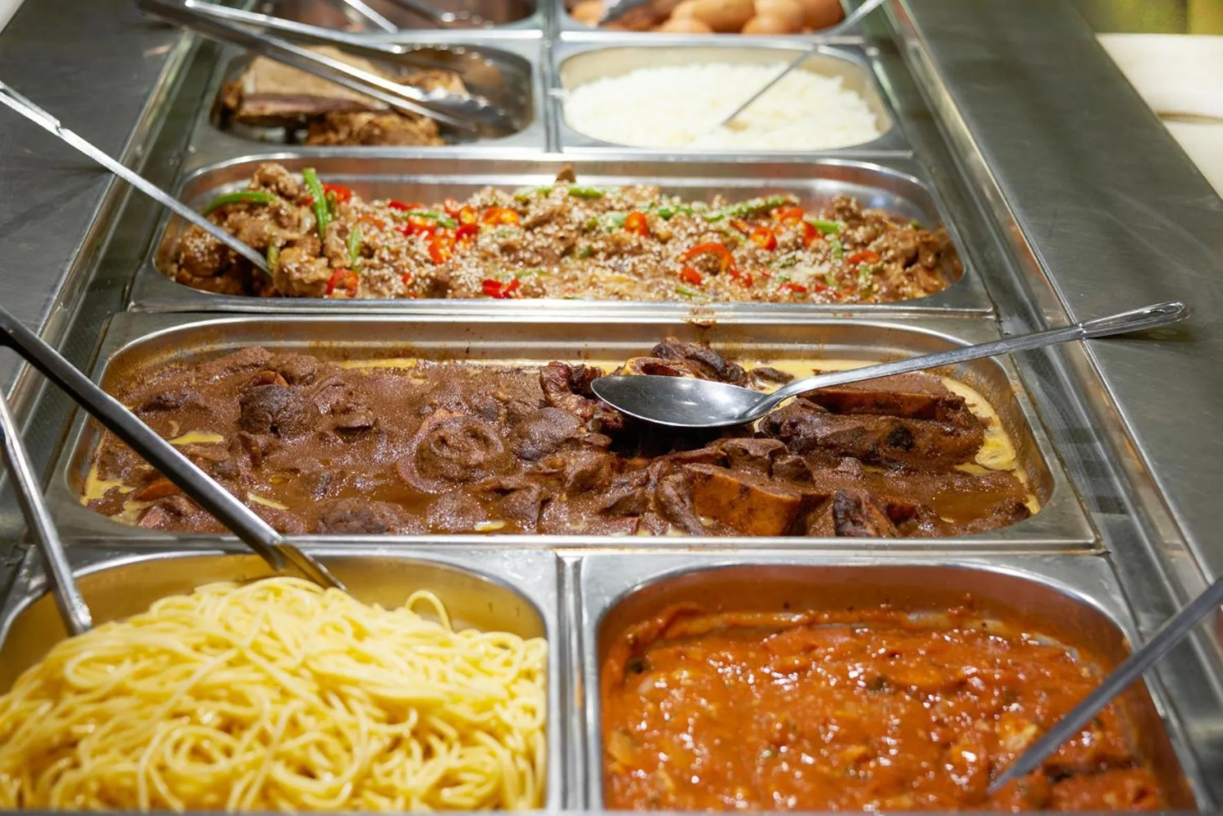 Buffet breakfast in Newman Hotel