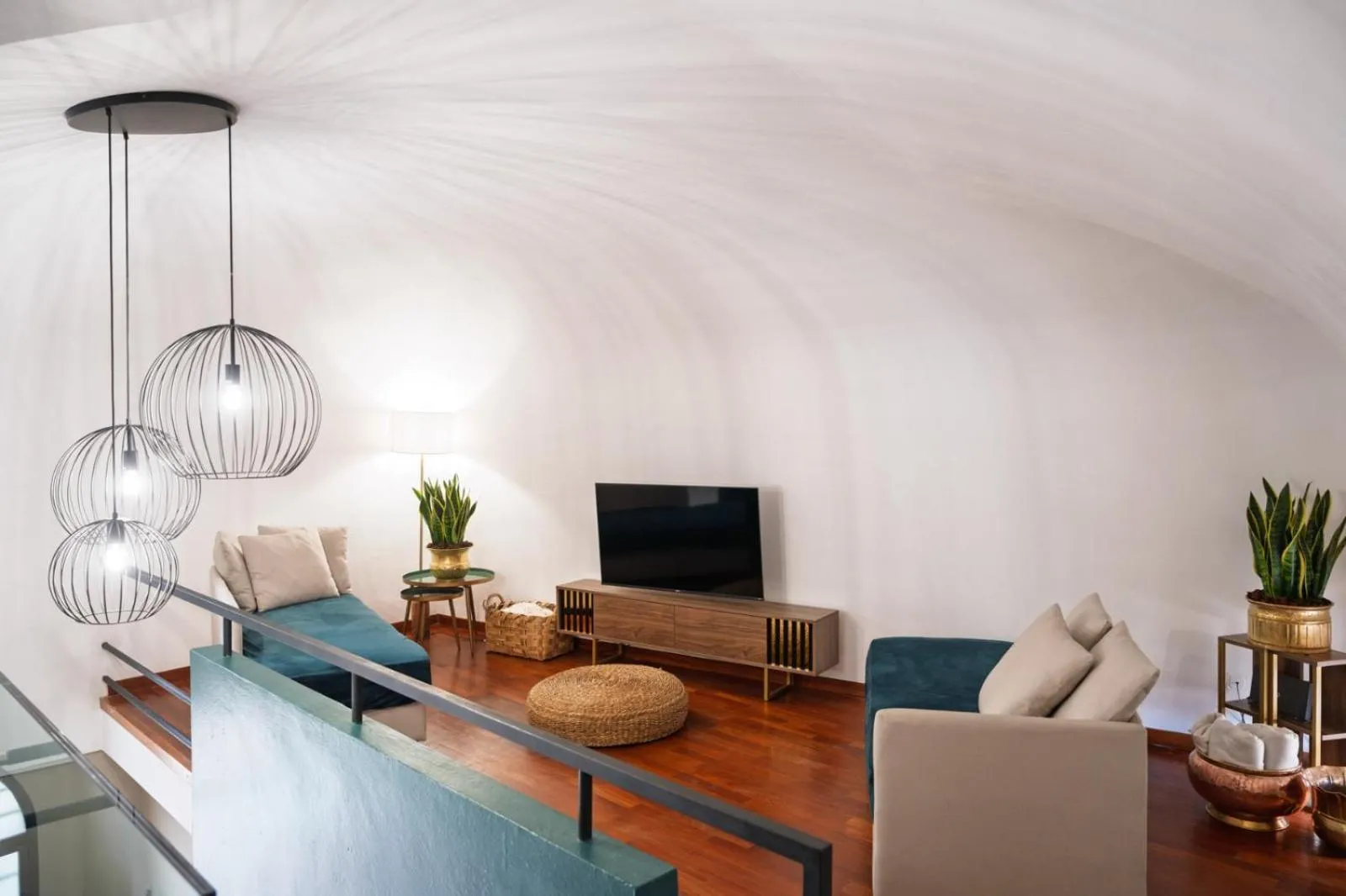 Communal lounge/ TV room in AmalfiRa Luxury Seaview Rooftop