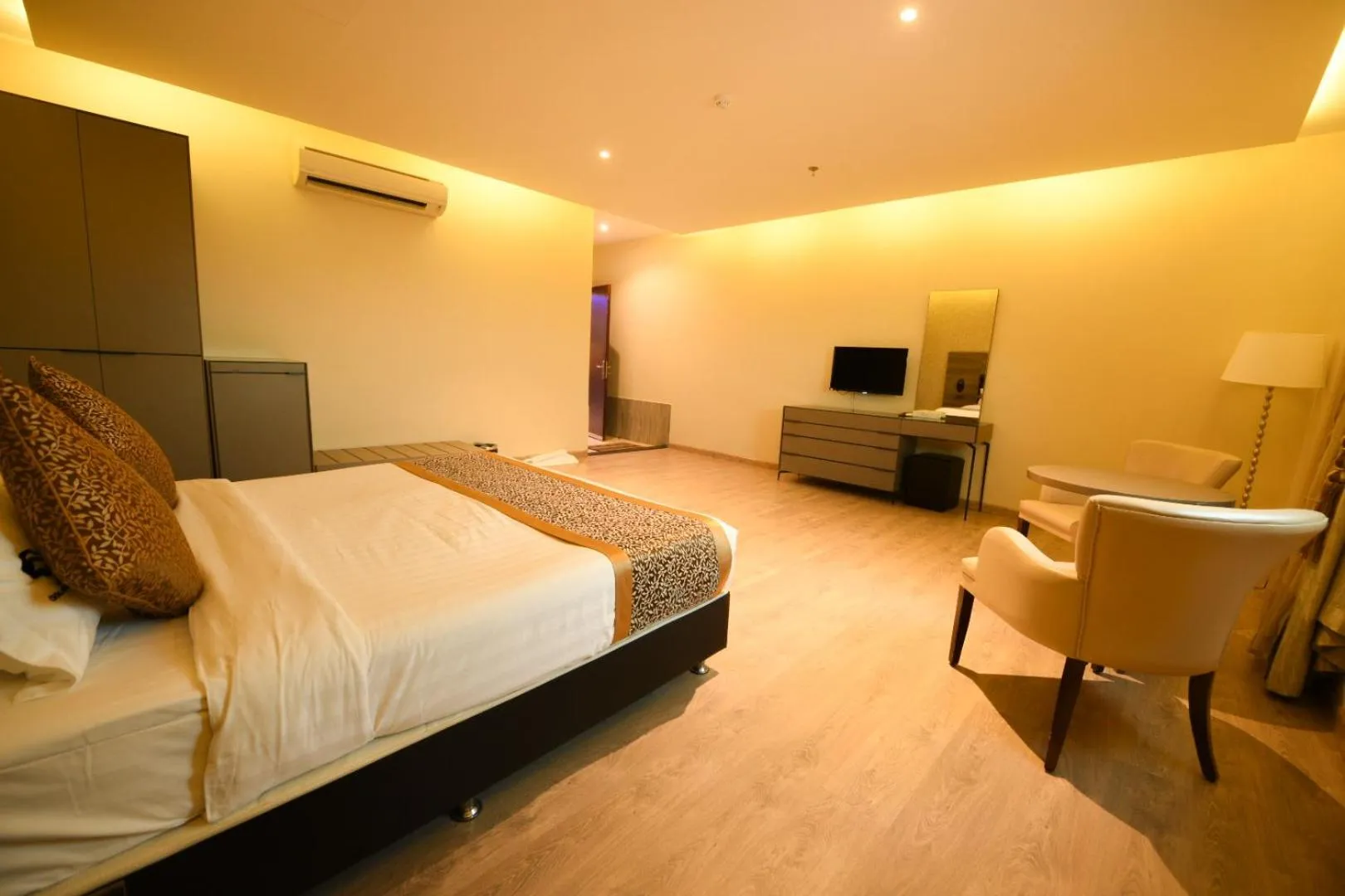 Bed in Hotel & Resort Golden Marina Yanbu