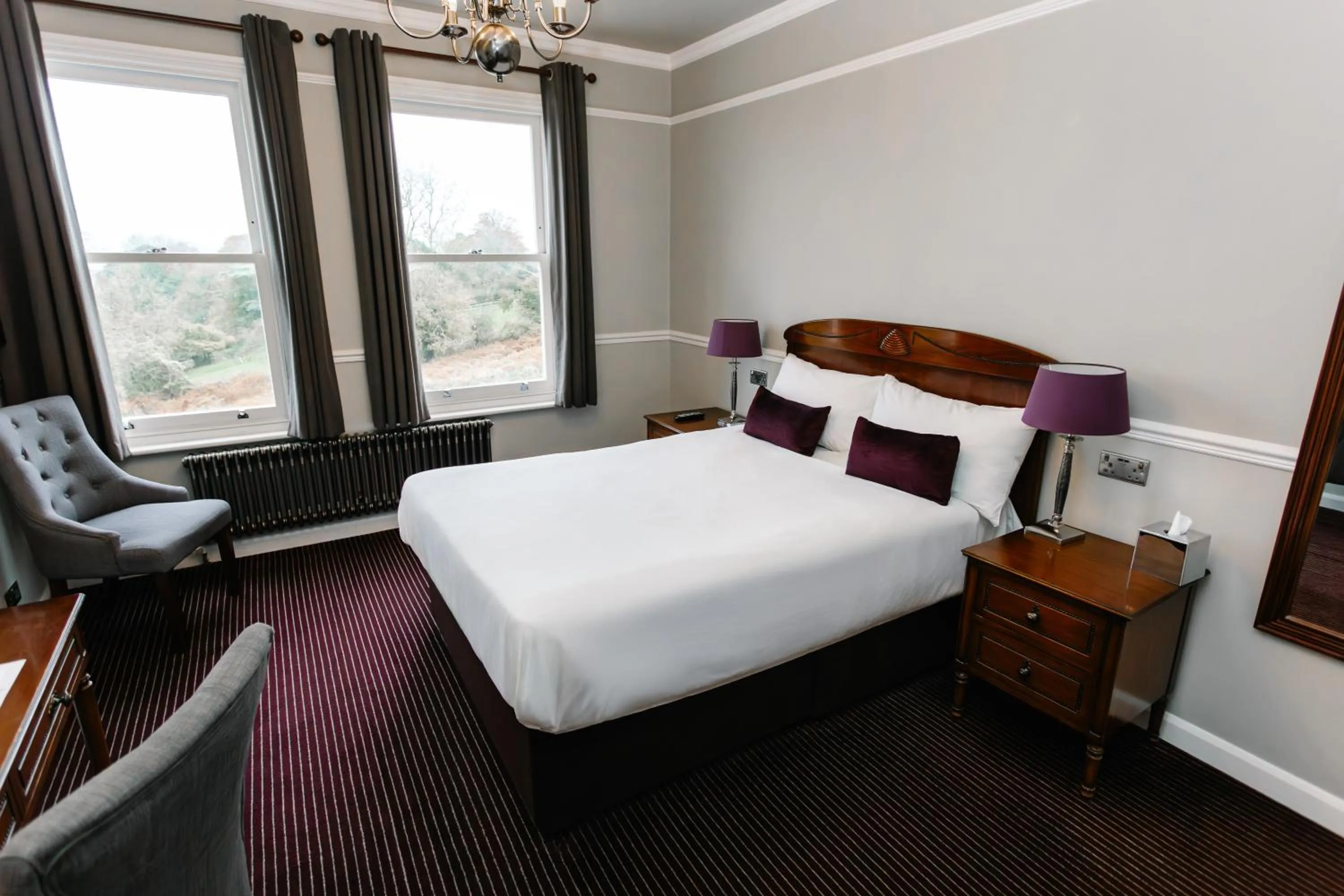 Bed in Hatton Court Hotel