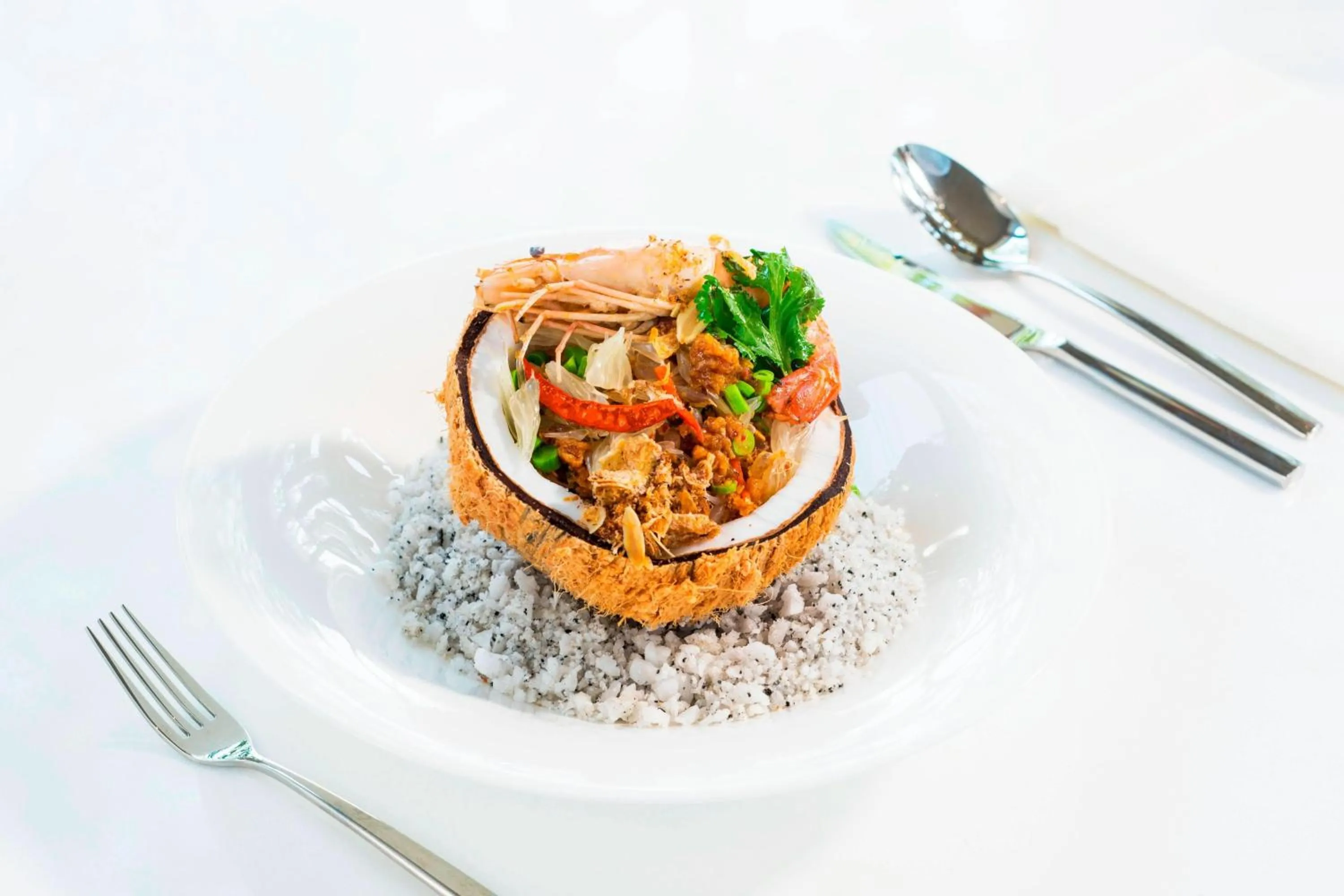 Restaurant/places to eat in Le Meridien Suvarnabhumi, Bangkok Golf Resort and Spa