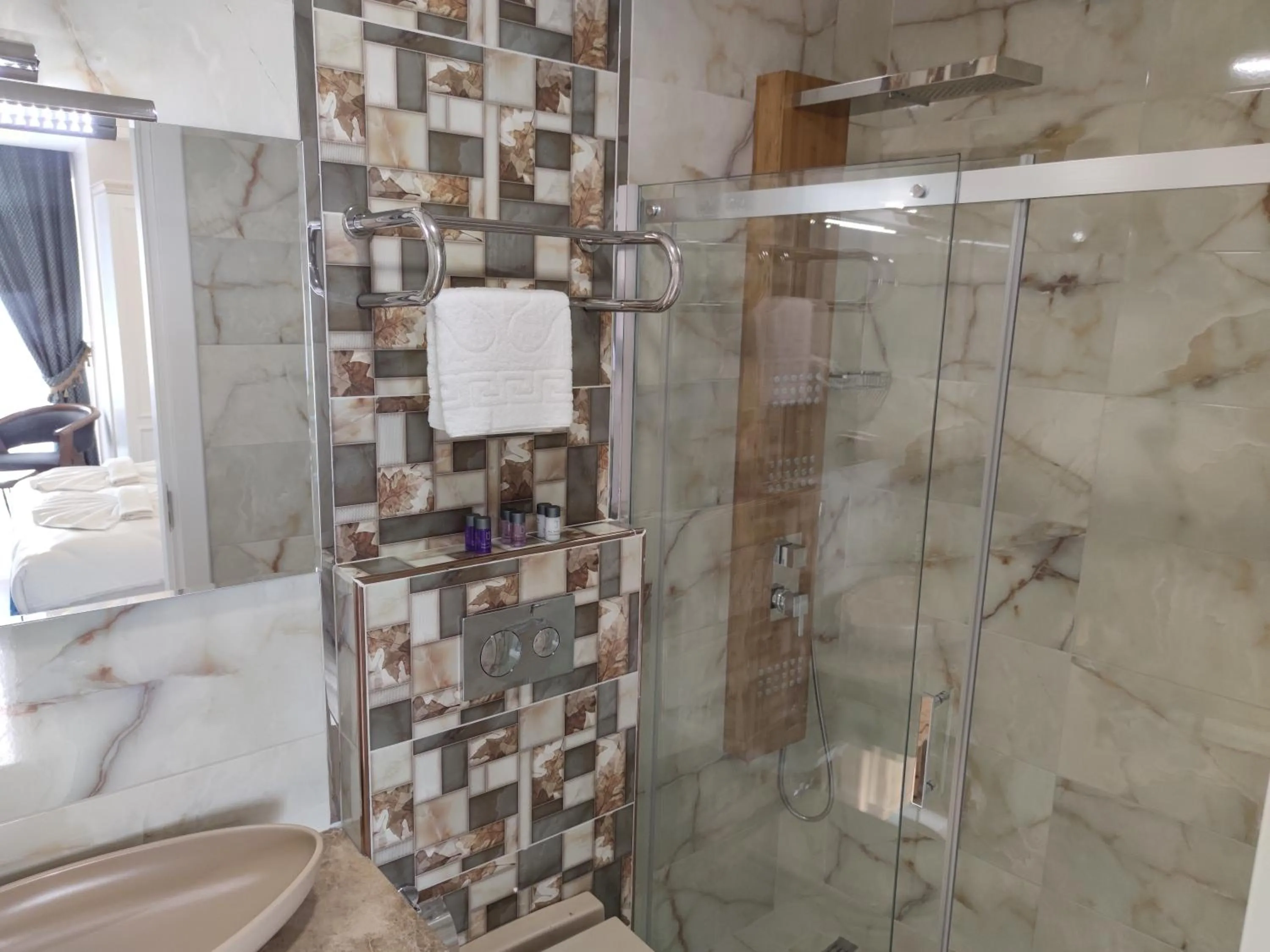 Shower in Galata istanbul Hotel