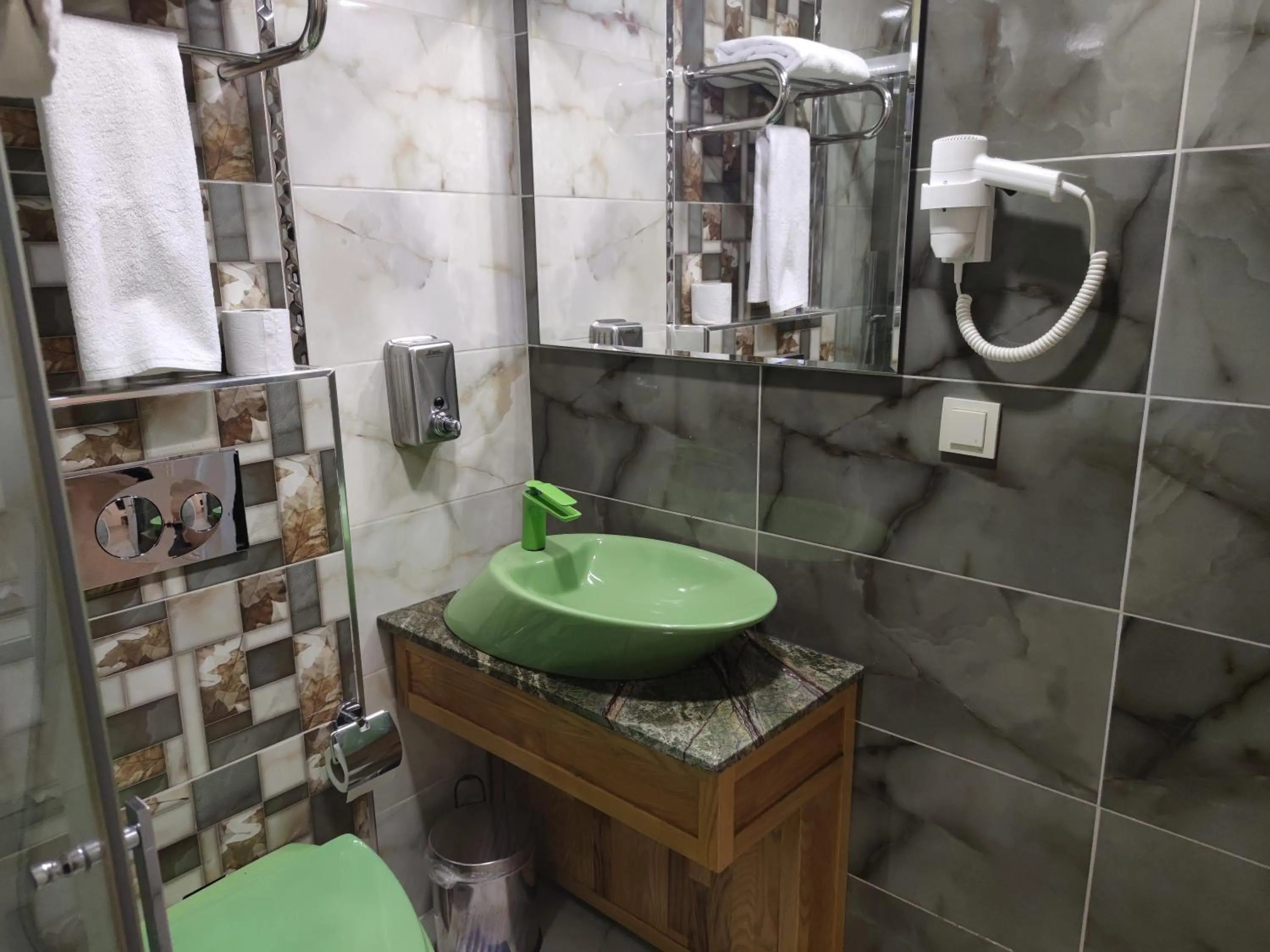 Shower in Galata istanbul Hotel