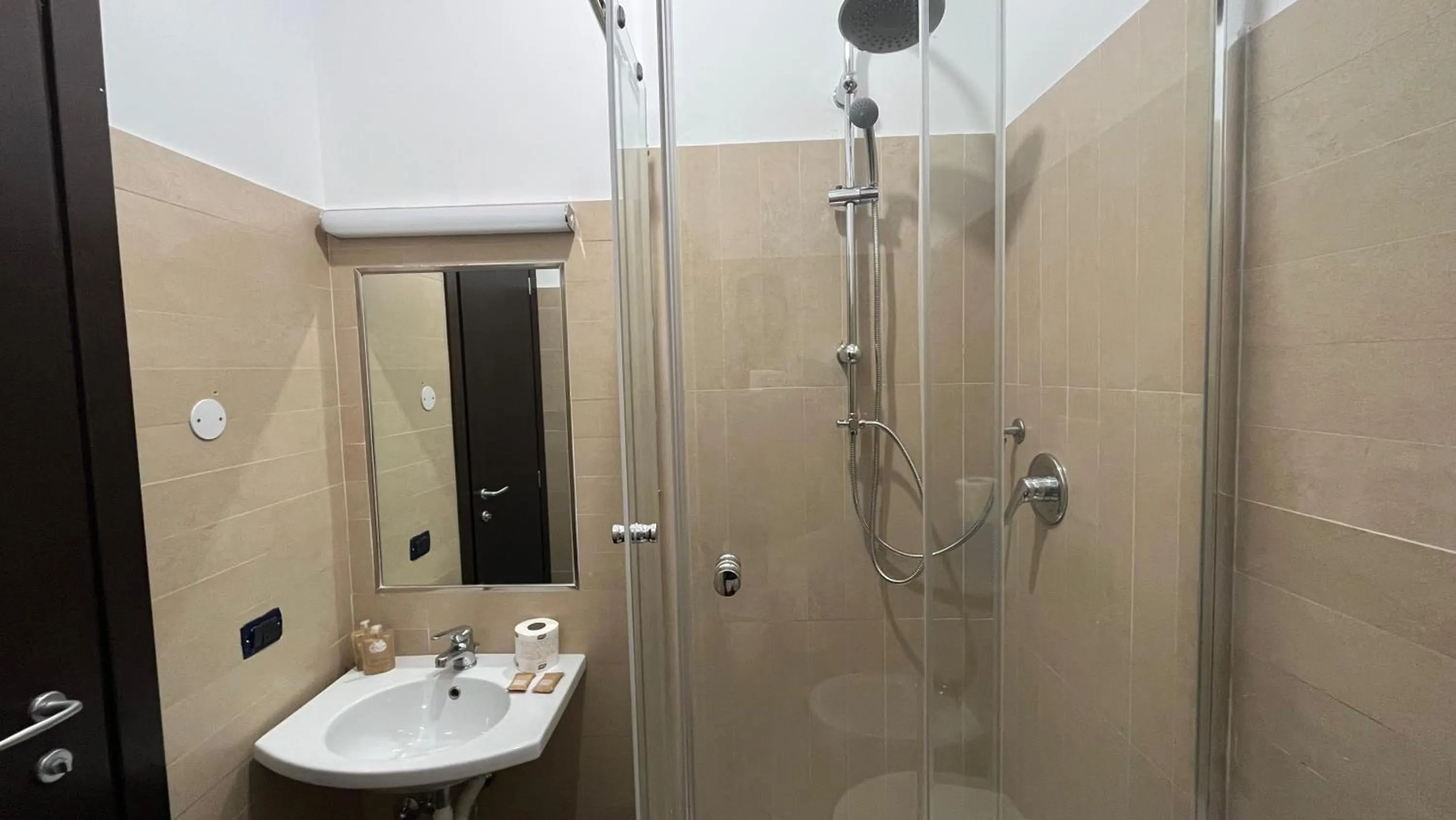 Bathroom in Cloud 9 Hotel