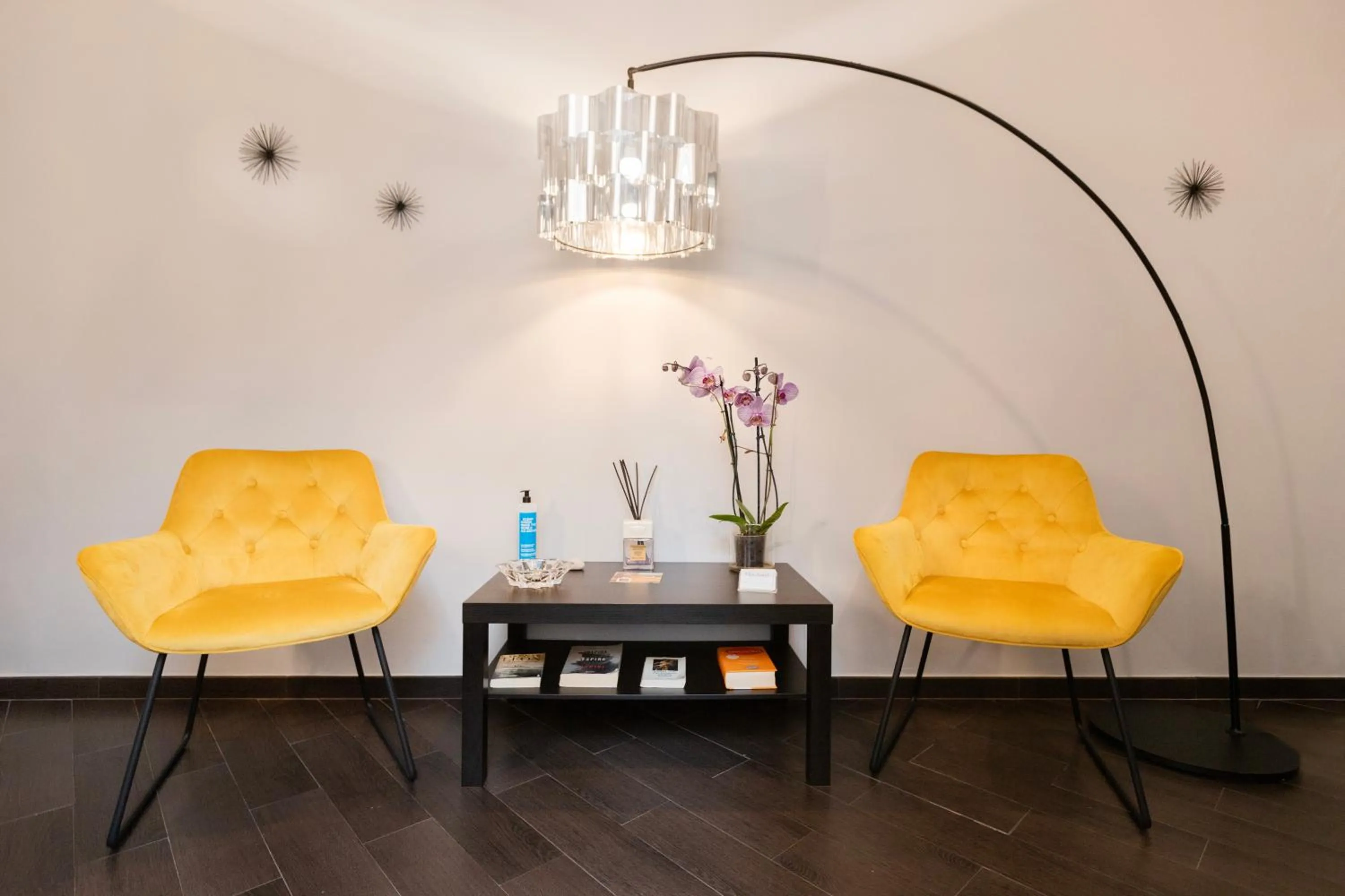 Lobby or reception in Cloud 9 Hotel