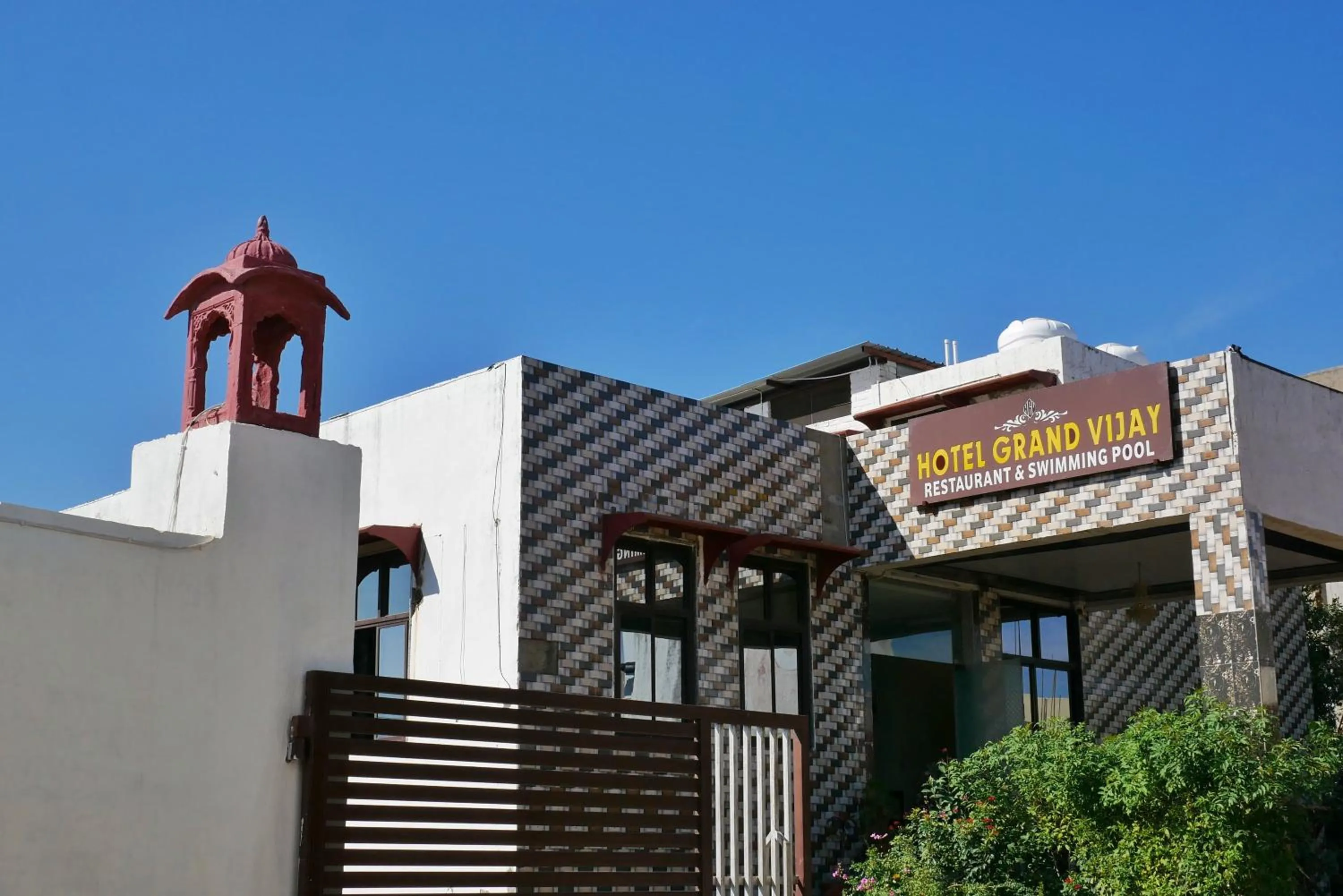 Property building in Hotel Grand Vijay