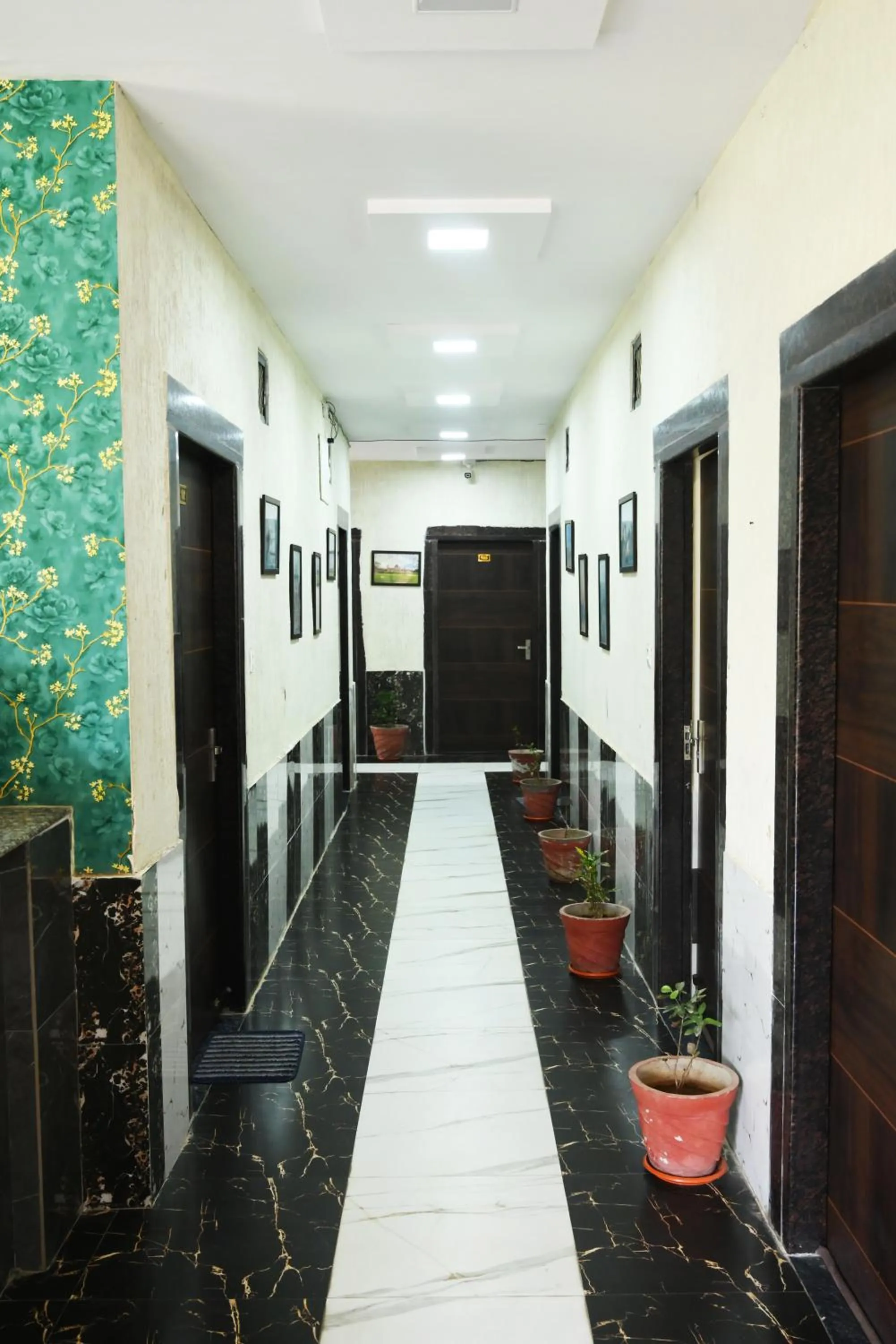 Hotel Grand Vijay