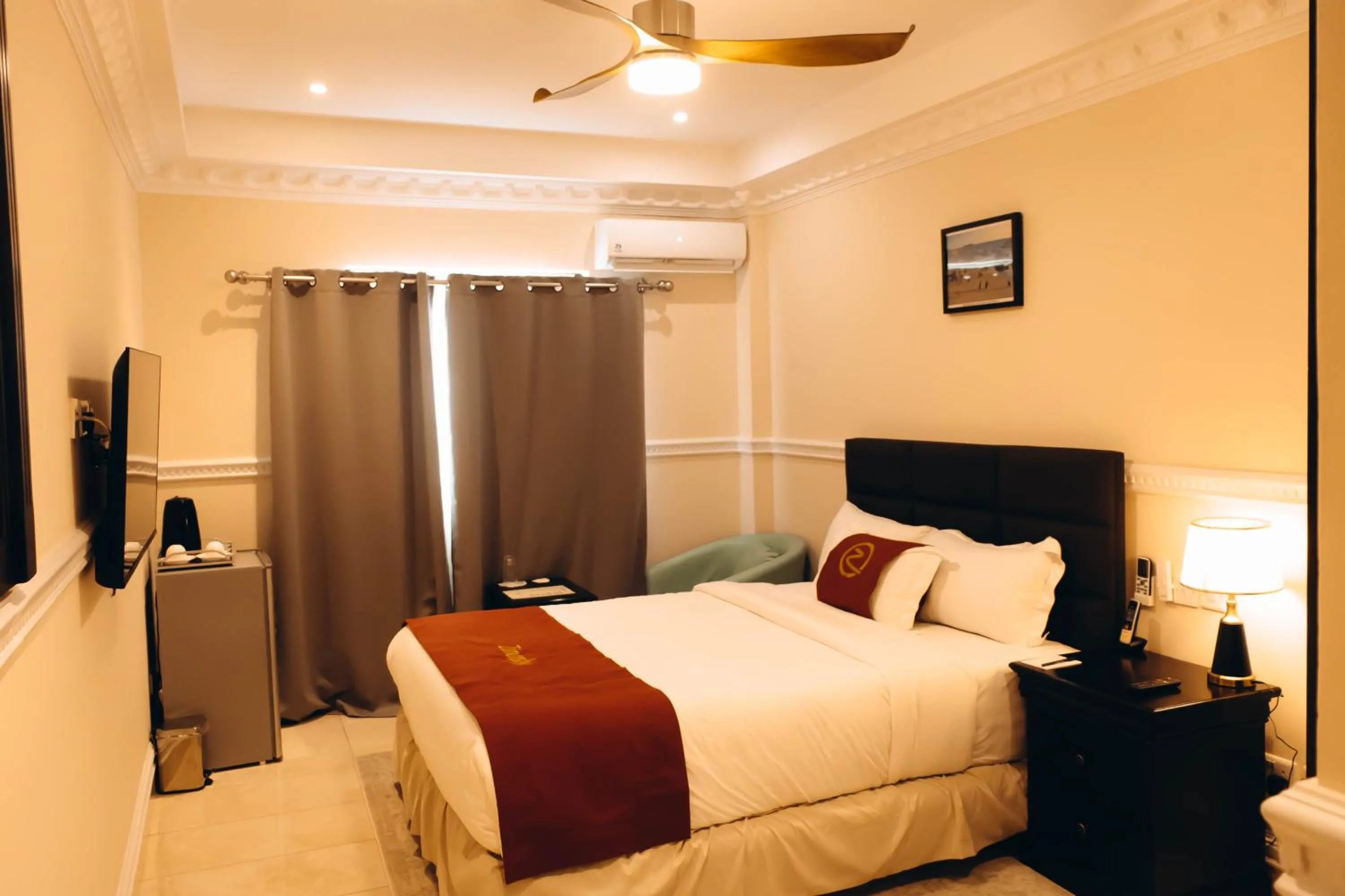 Bed in Zimansky Hotel