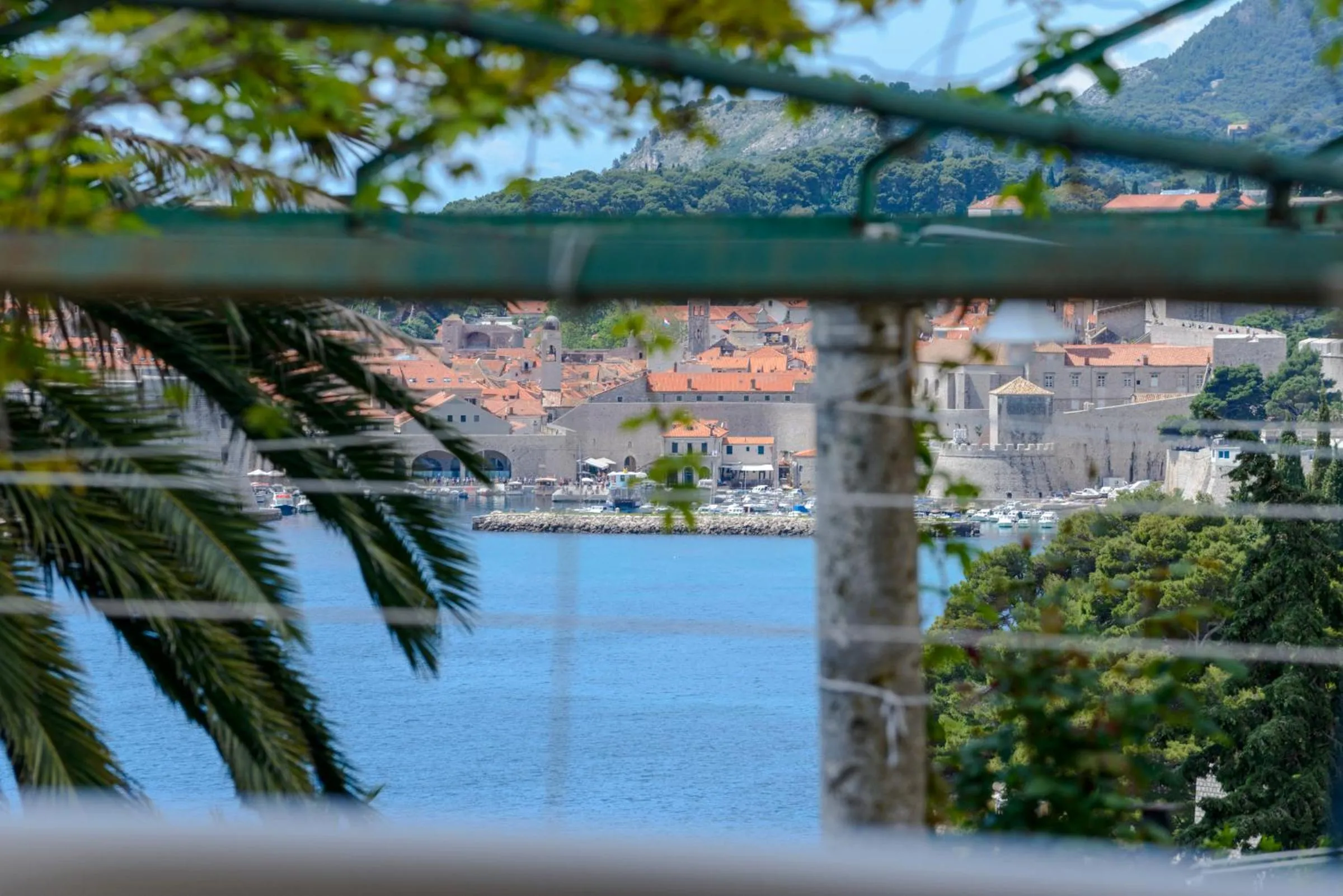 City view in Apartments Pully