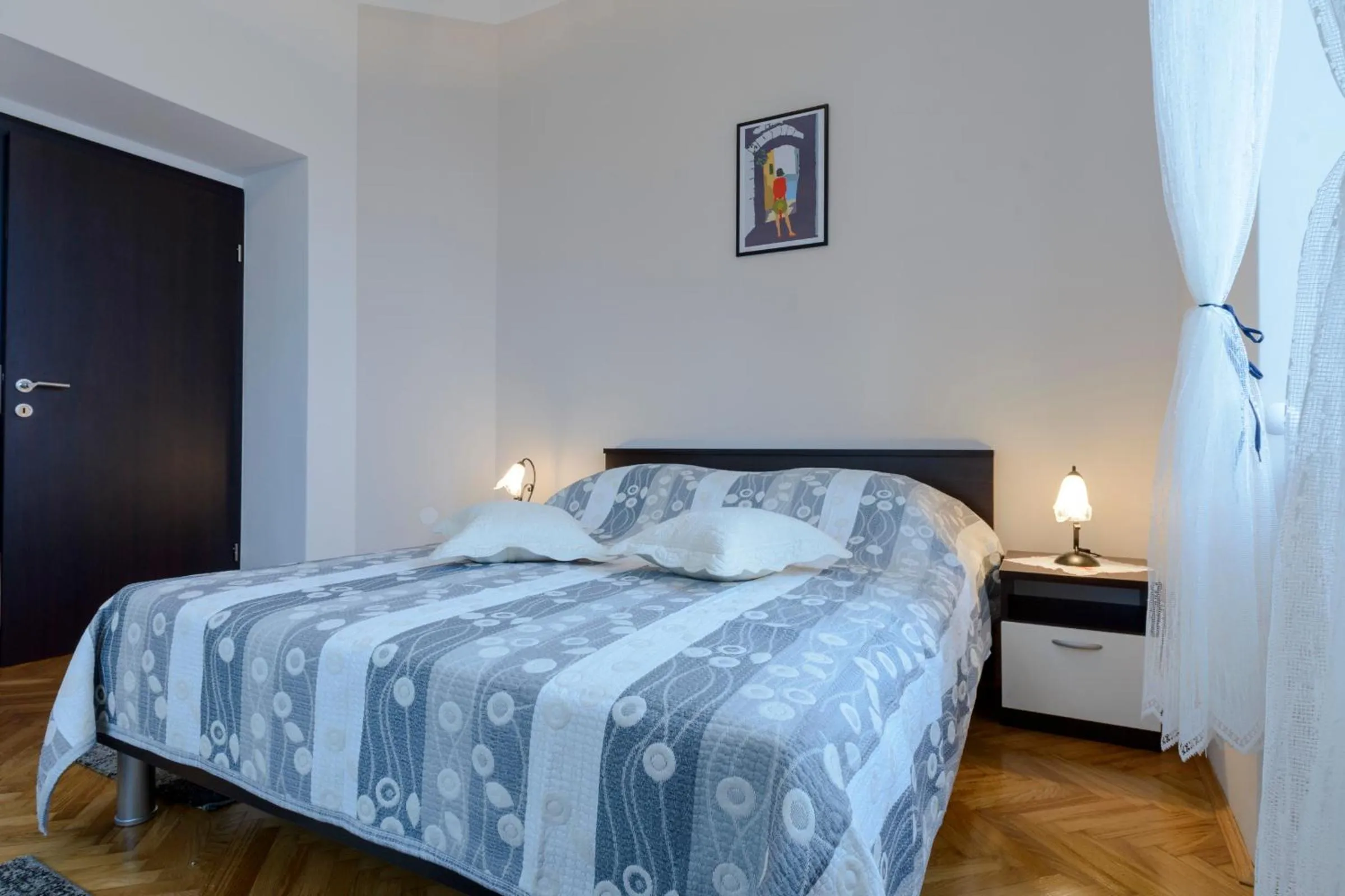 Bed in Apartments Pully