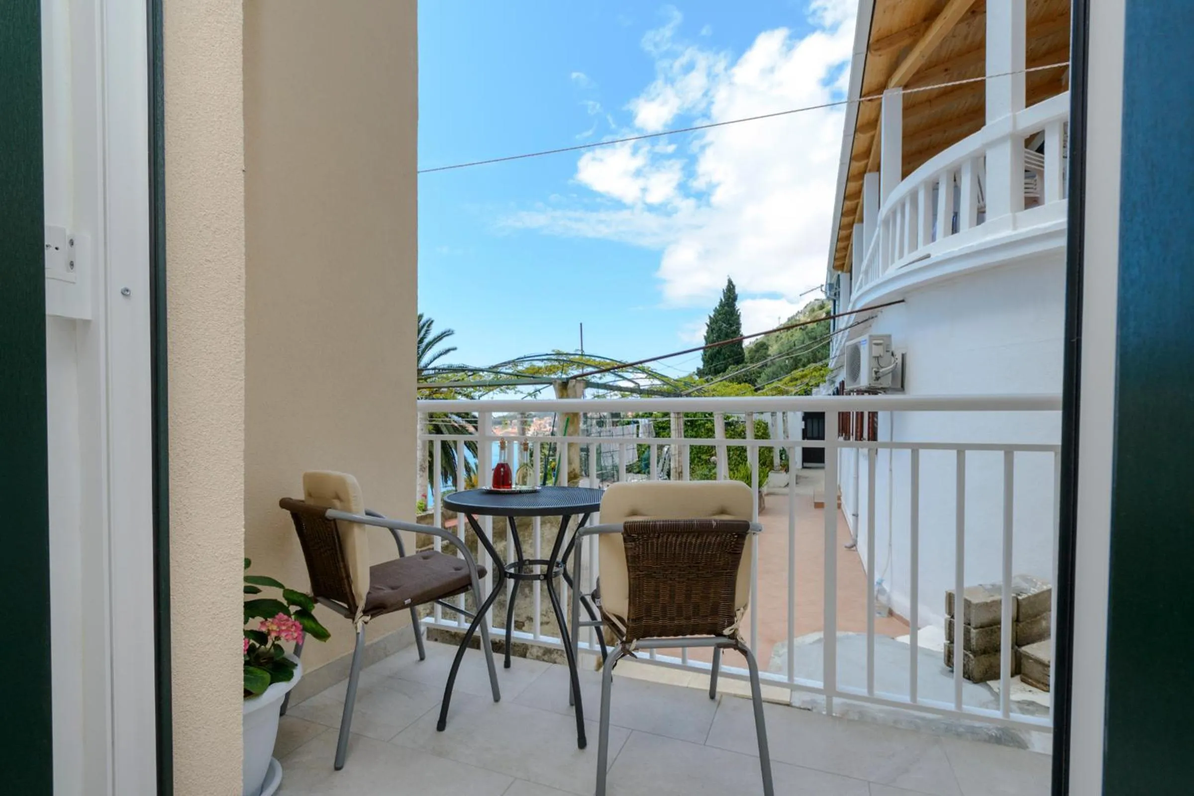 Balcony/Terrace in Apartments Pully