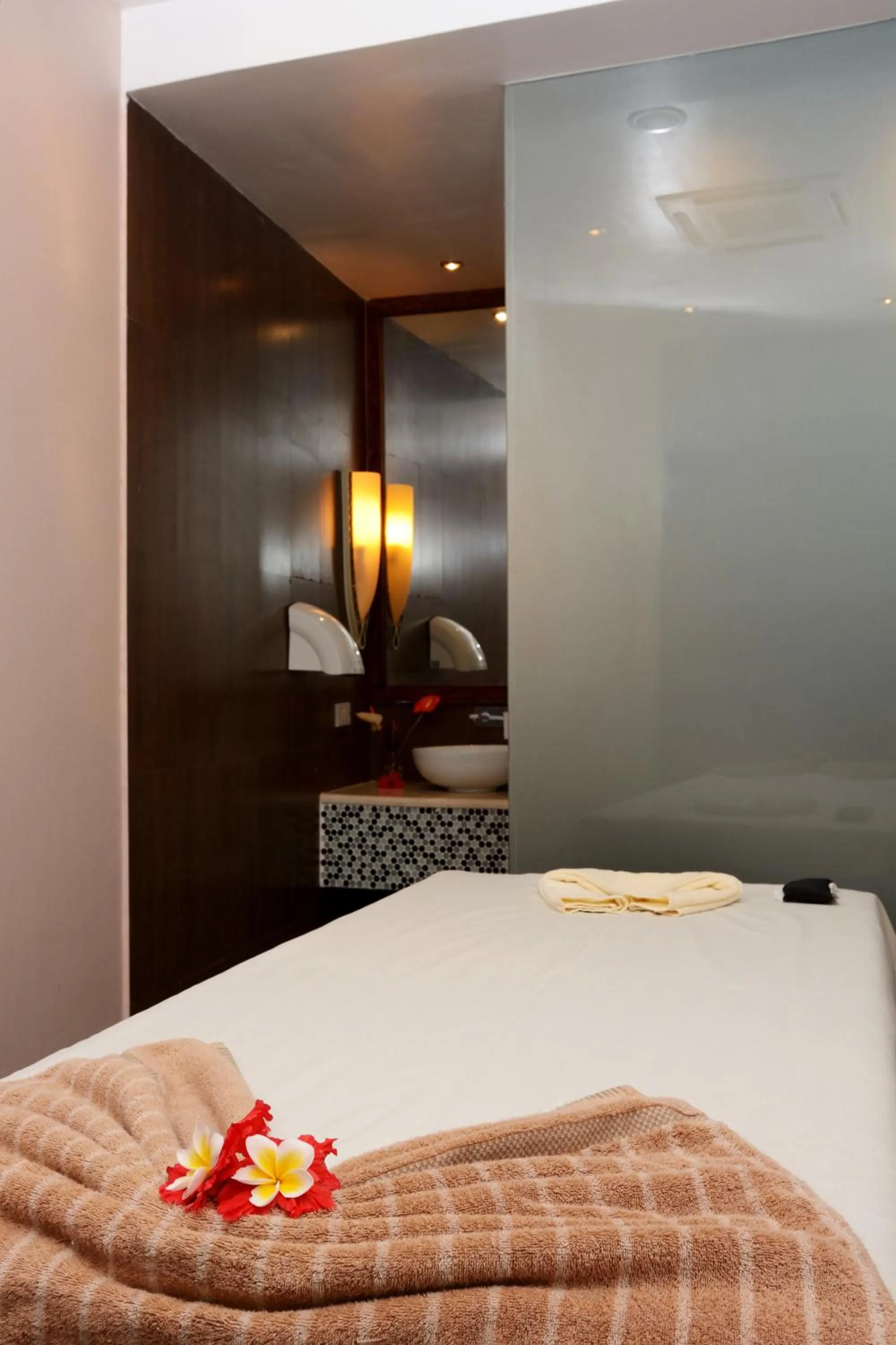 Spa and wellness centre/facilities, Bed in Ocean Paradise Resort & Spa