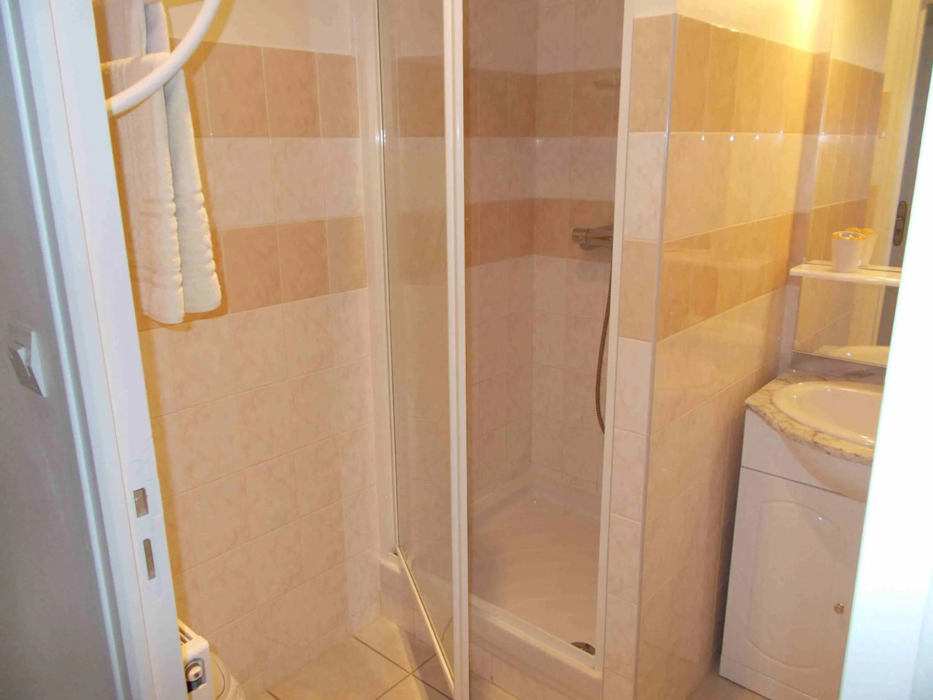 Bathroom in La Bourgade