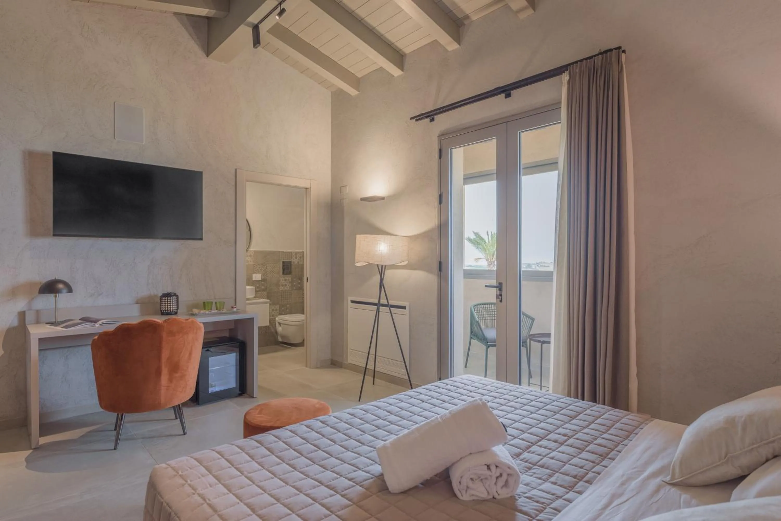 Bed in Terreforti Luxury Village