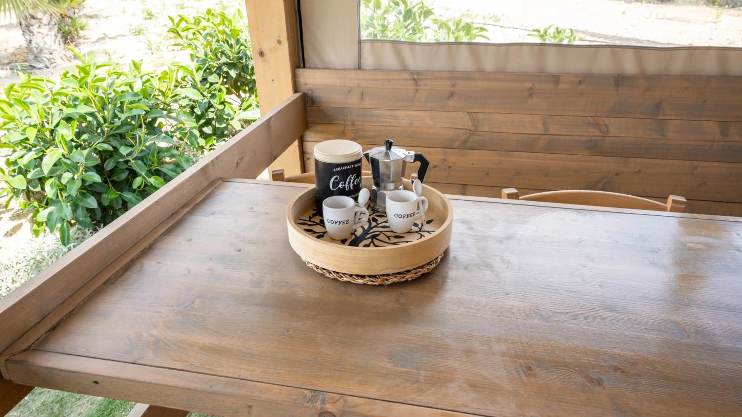 Coffee/tea facilities in Terreforti Luxury Village