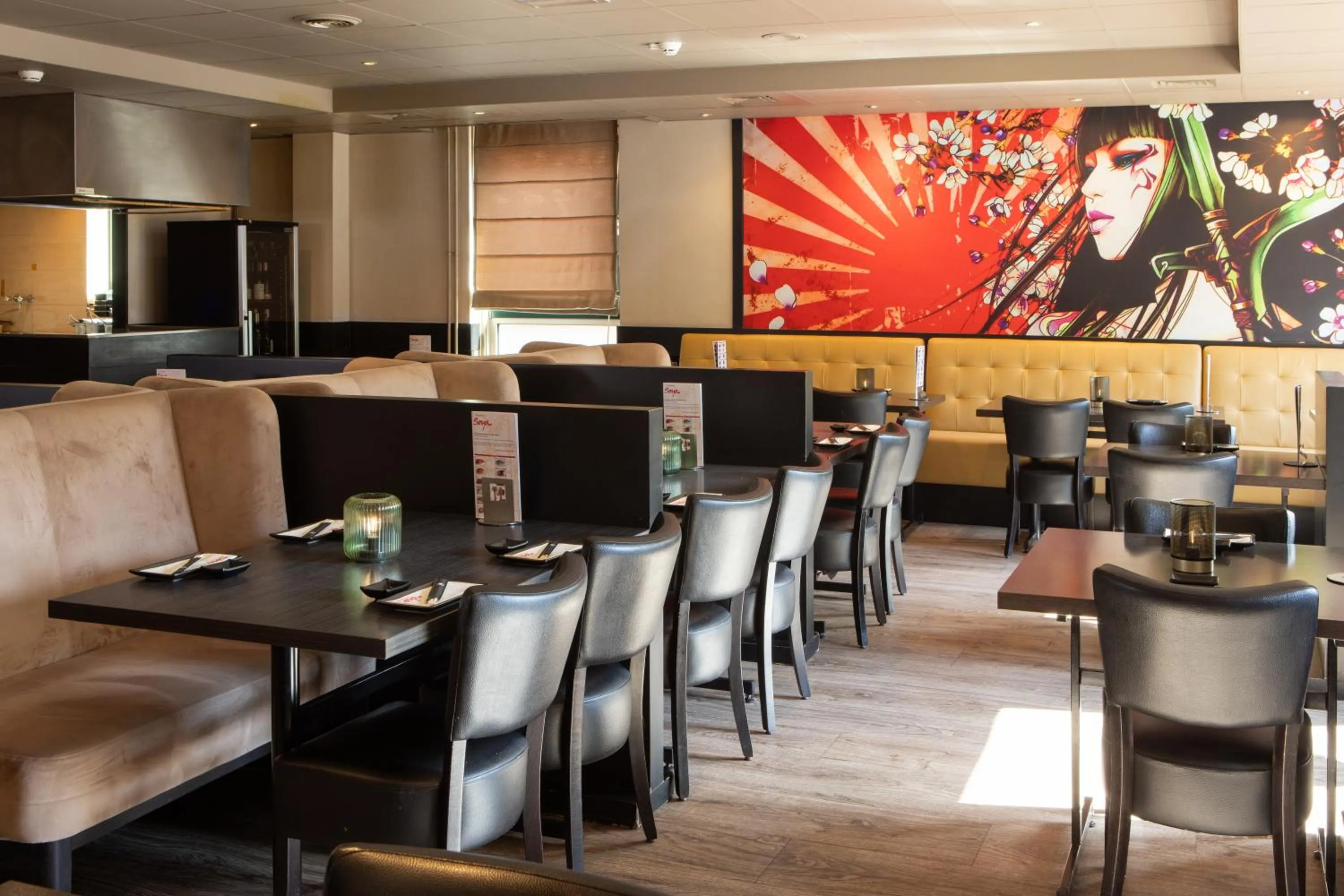 Restaurant/places to eat in Hampshire Hotel Petit Nord