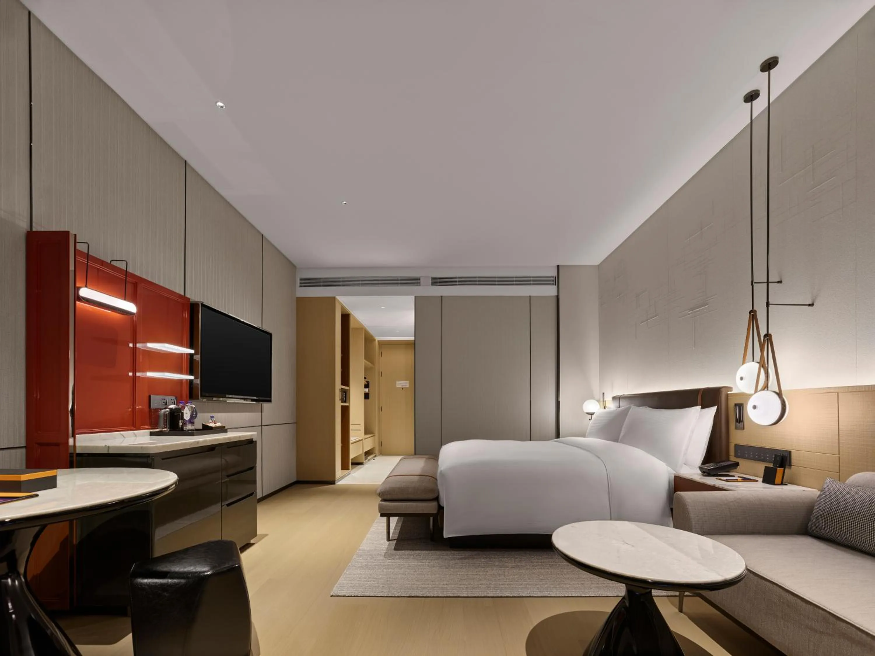 Bedroom, Bed in DoubleTree By Hilton Cangnan