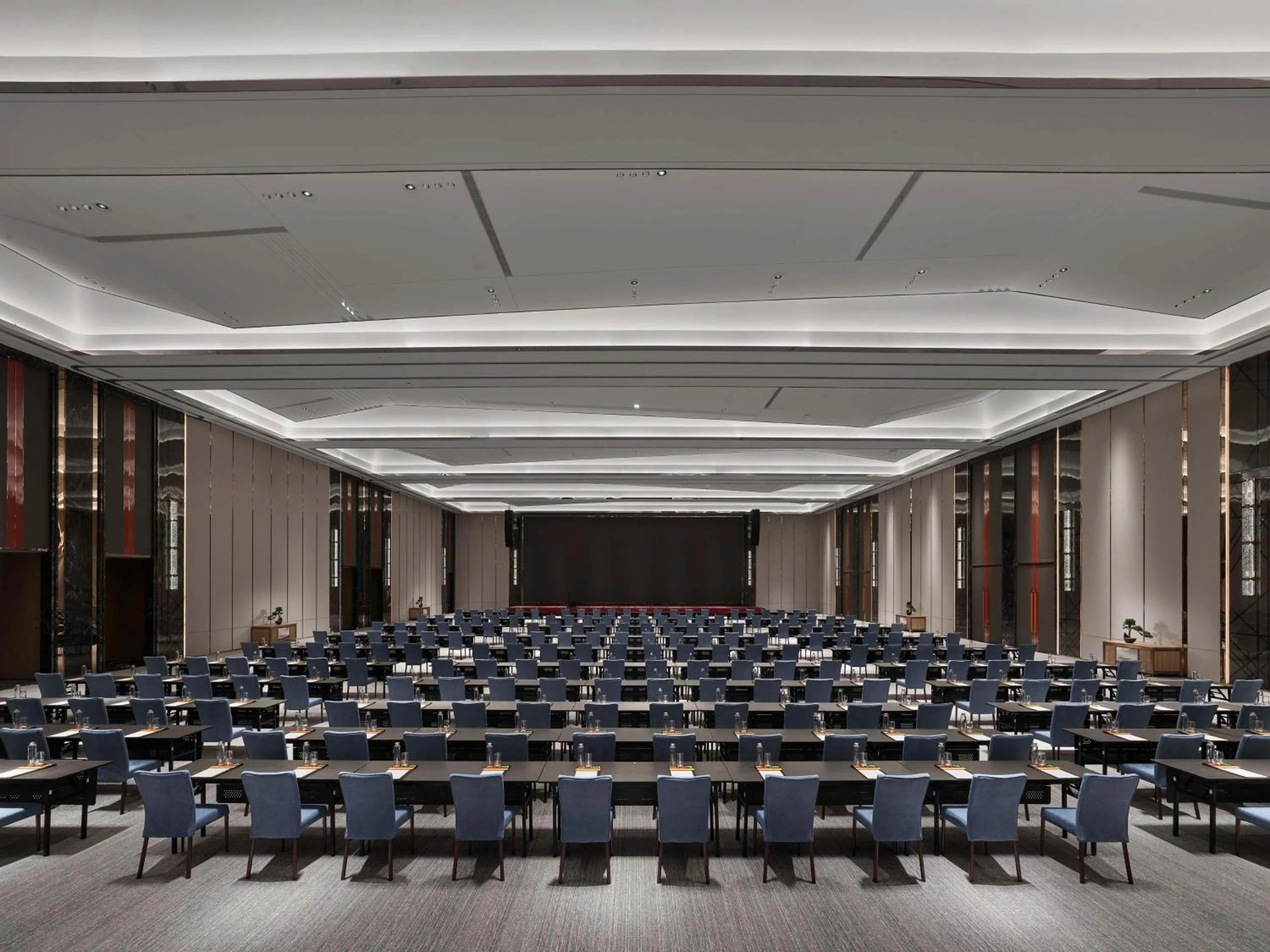 Meeting/conference room in DoubleTree By Hilton Cangnan