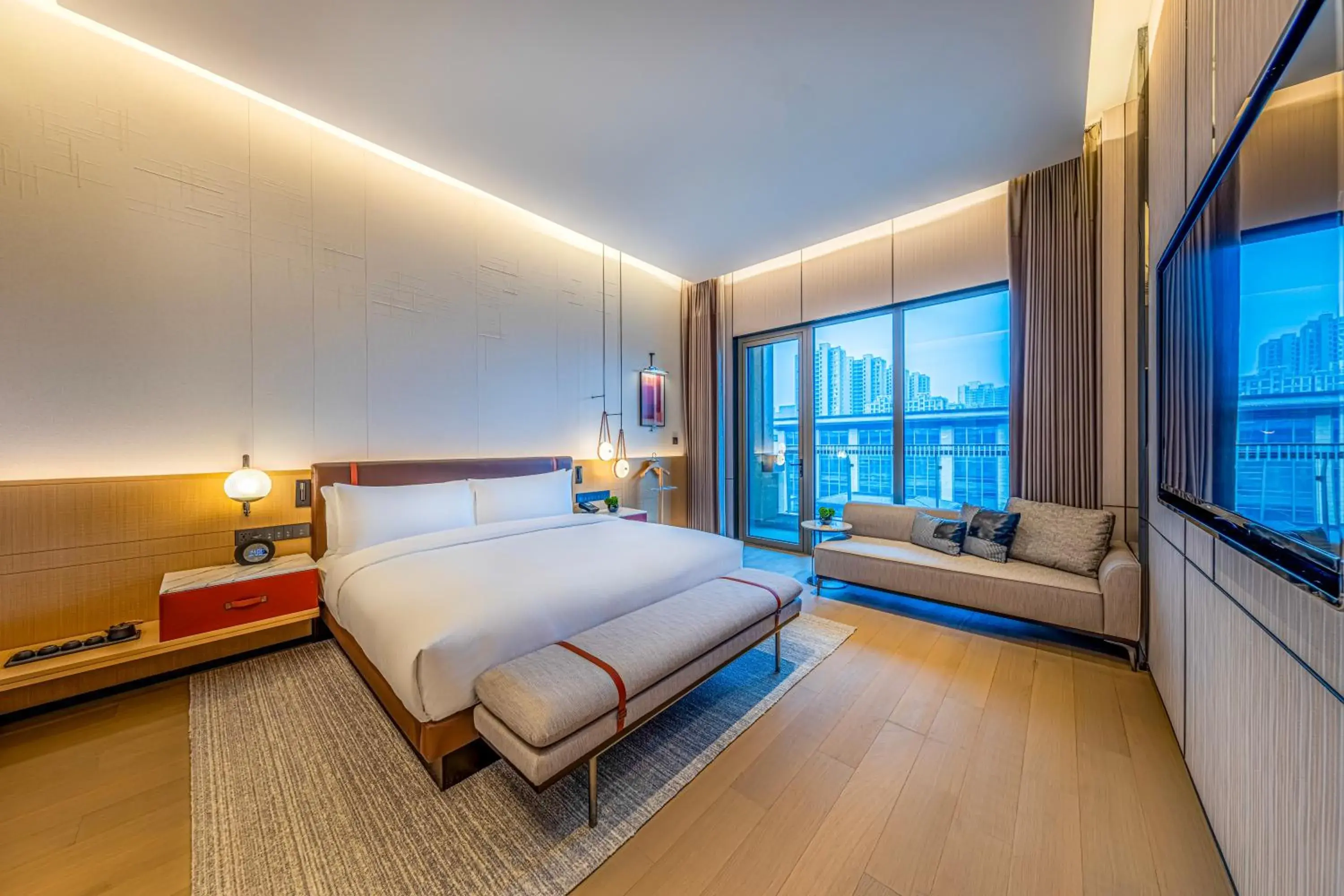 Premium King Suite in DoubleTree By Hilton Cangnan Premium King Suite in DoubleTree By Hilton Cangnan