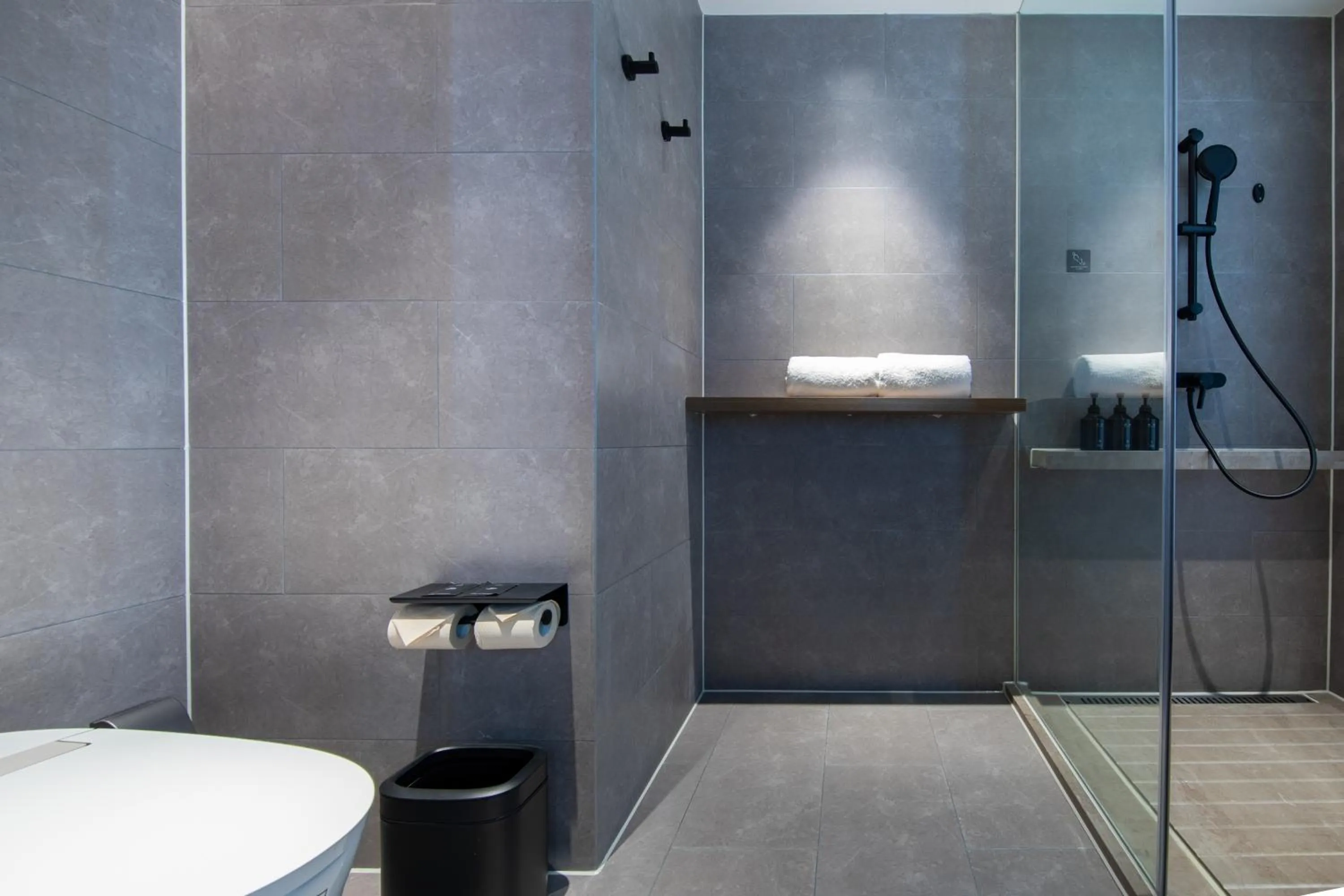 Atour Hotel Haikou Binhai Avenue Xixiu Beach