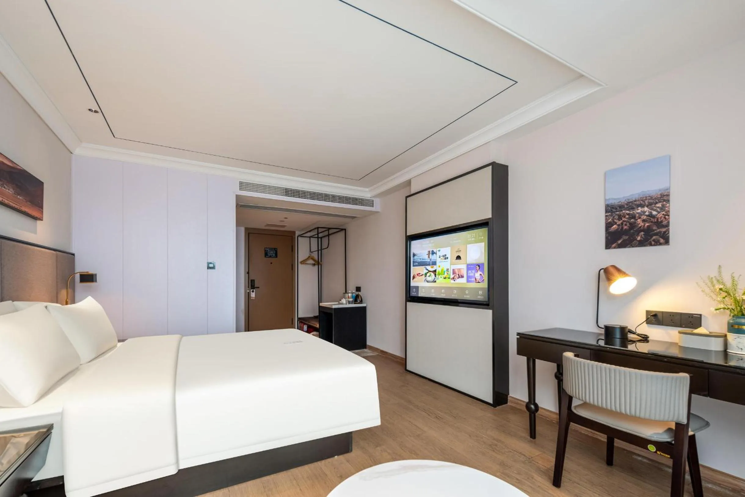 Bed in Atour X Hotel Hangzhou Wenyi Road