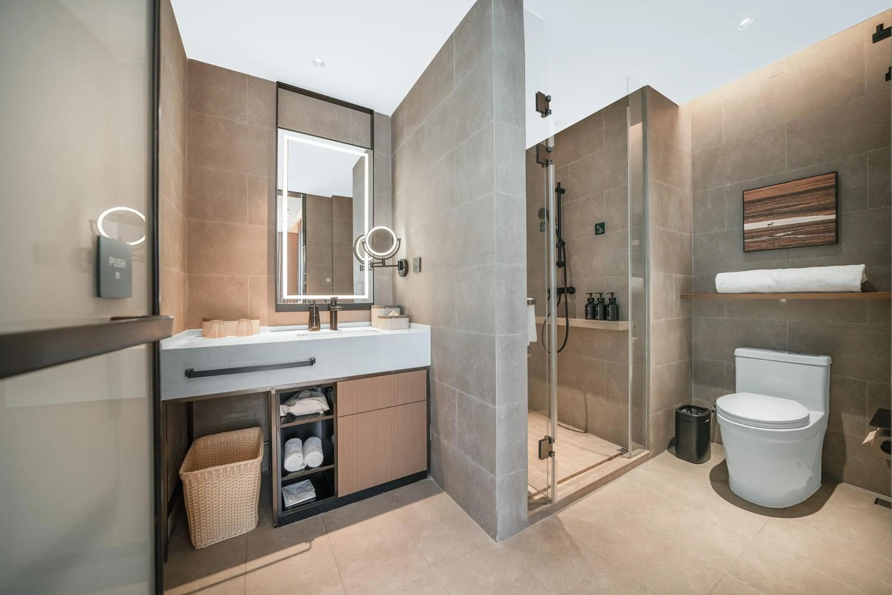 Atour Hotel Chongqing Liangjiang District Jinke Center