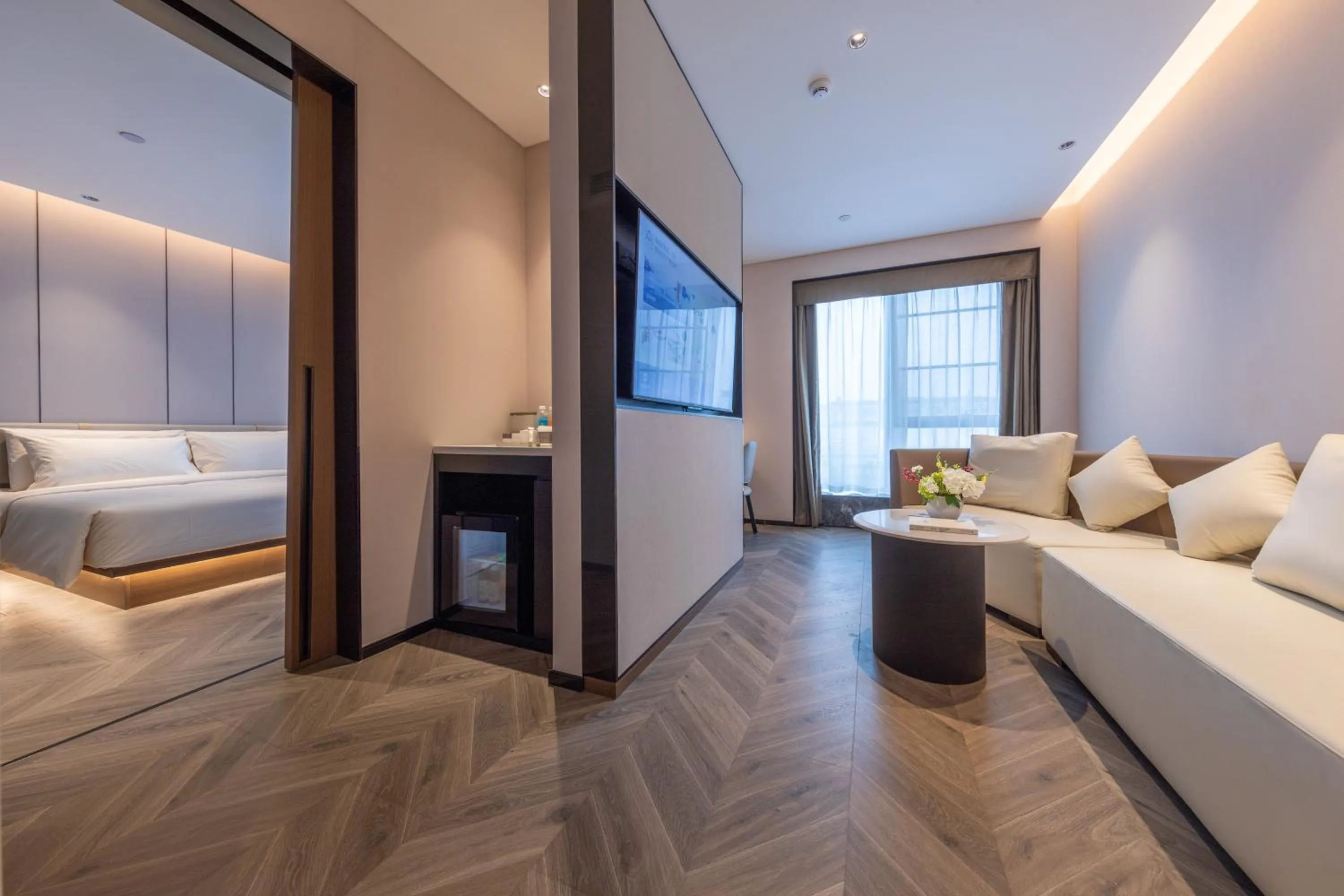 Living room, Bed in Atour Hotel Shiguang Road Panyu Guangzhou