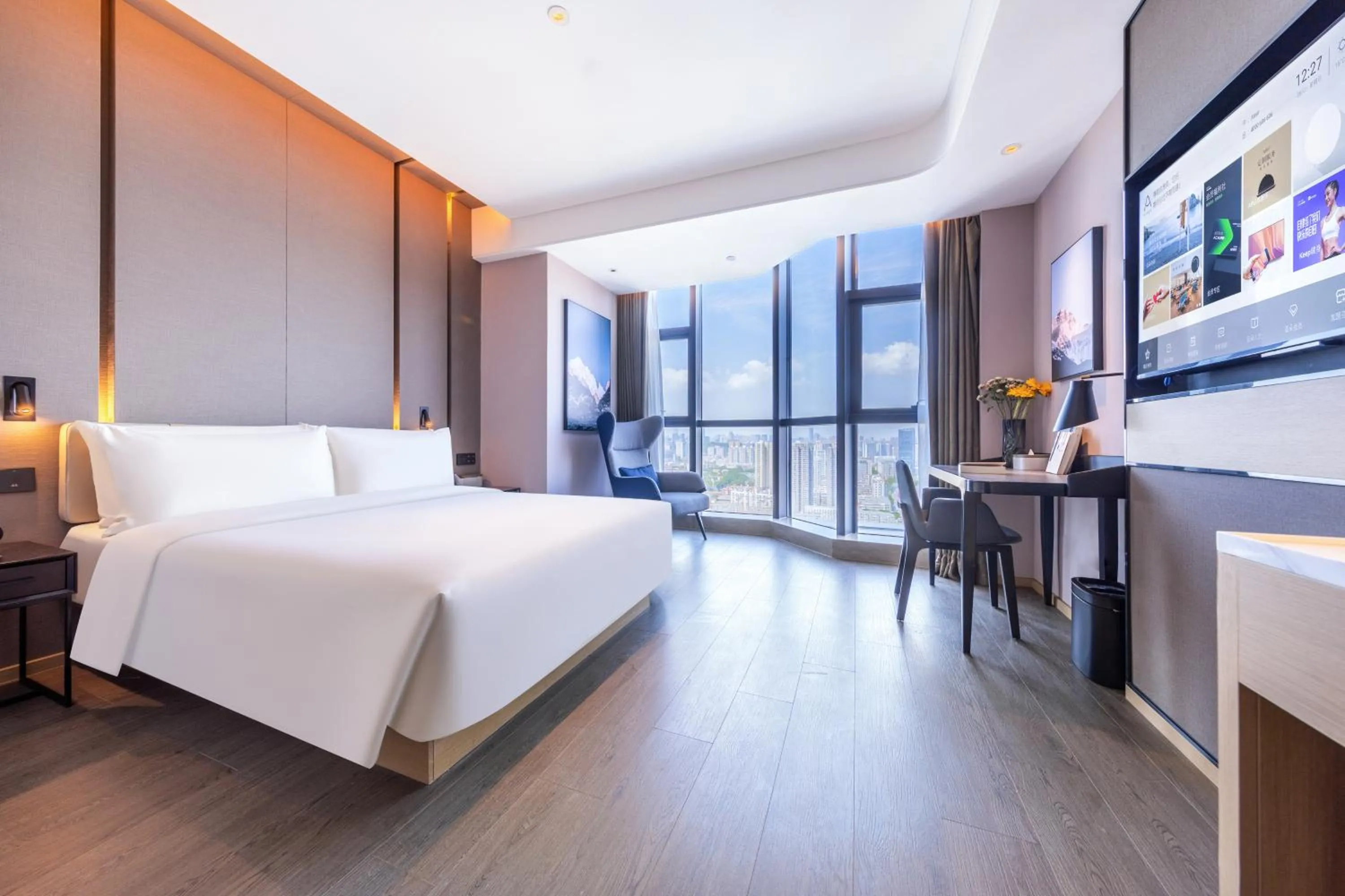 Bedroom, Bed in Atour Hotel Wuhan University of Technology Jiedaokou