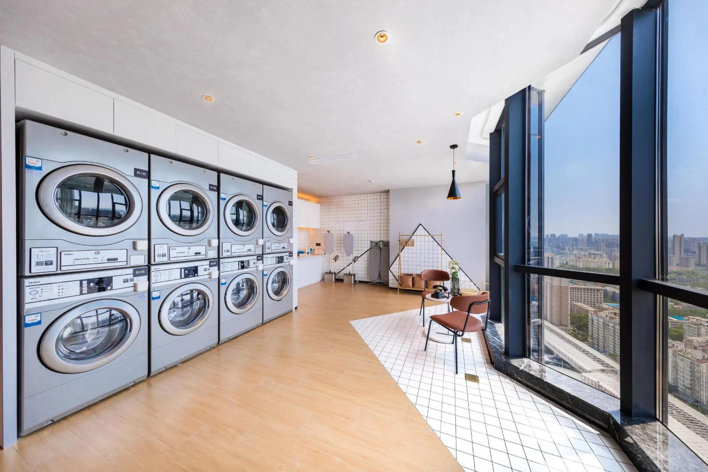 washing machine in Atour Hotel Wuhan University of Technology Jiedaokou