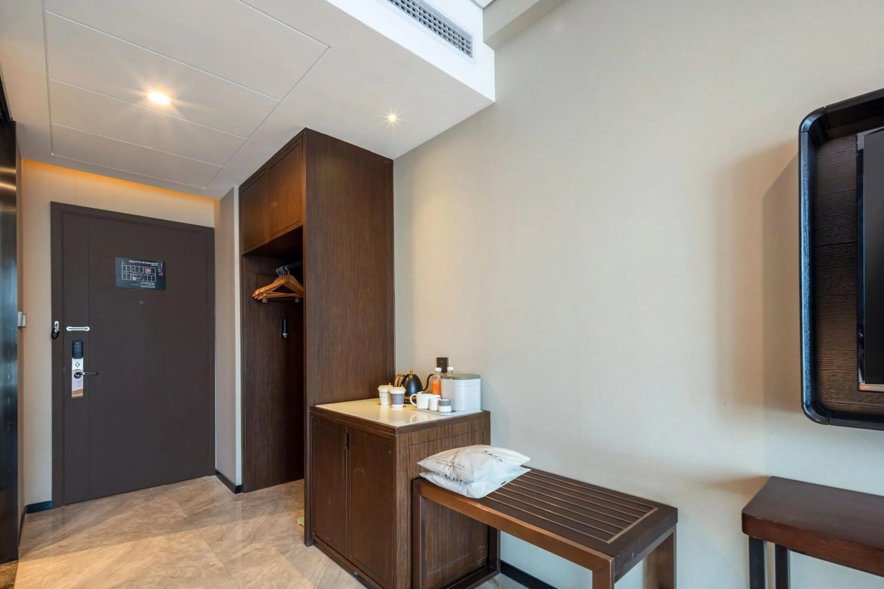 minibar in Atour X Hotel Suzhou Xiangcheng Vigorous Island Subway Station