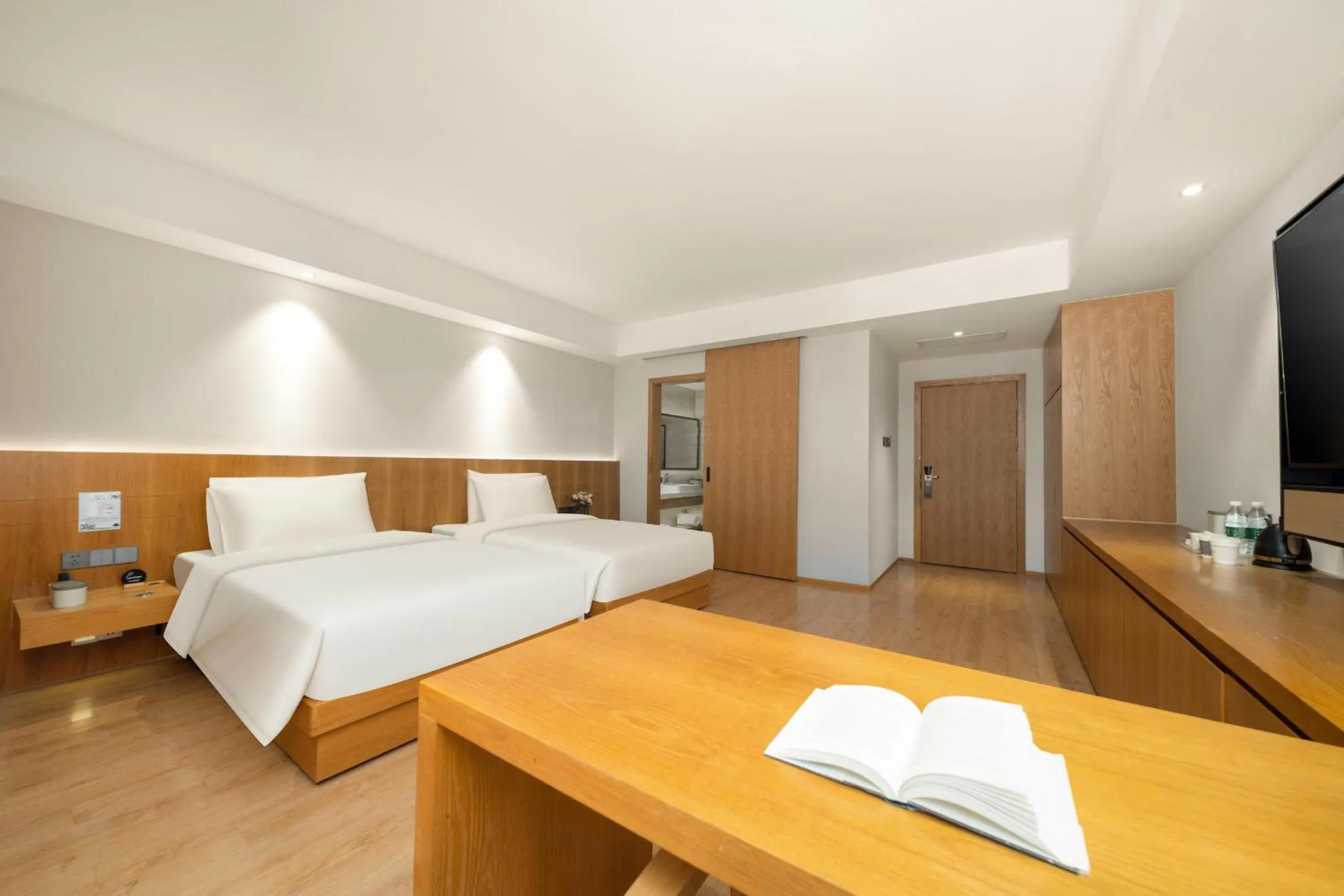 Bed in Atour X Hotel Wuxi Binhu Sports Center