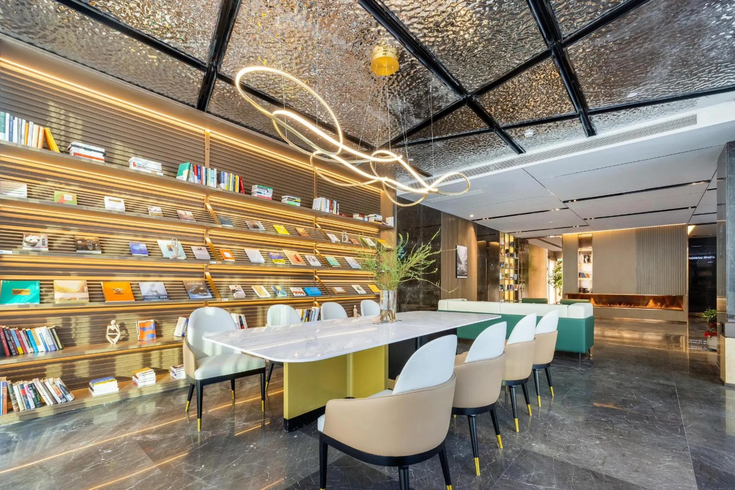 Atour Hotel Xinghua Dainan