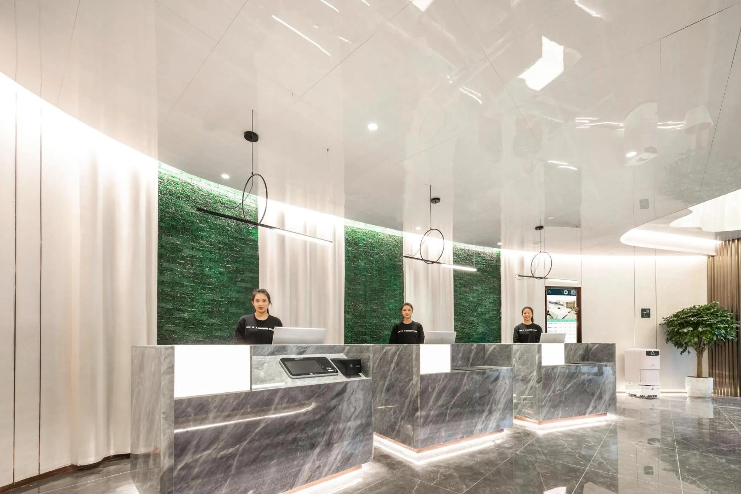 Atour Hotel Fuzhou Jinshan Aegean Sea