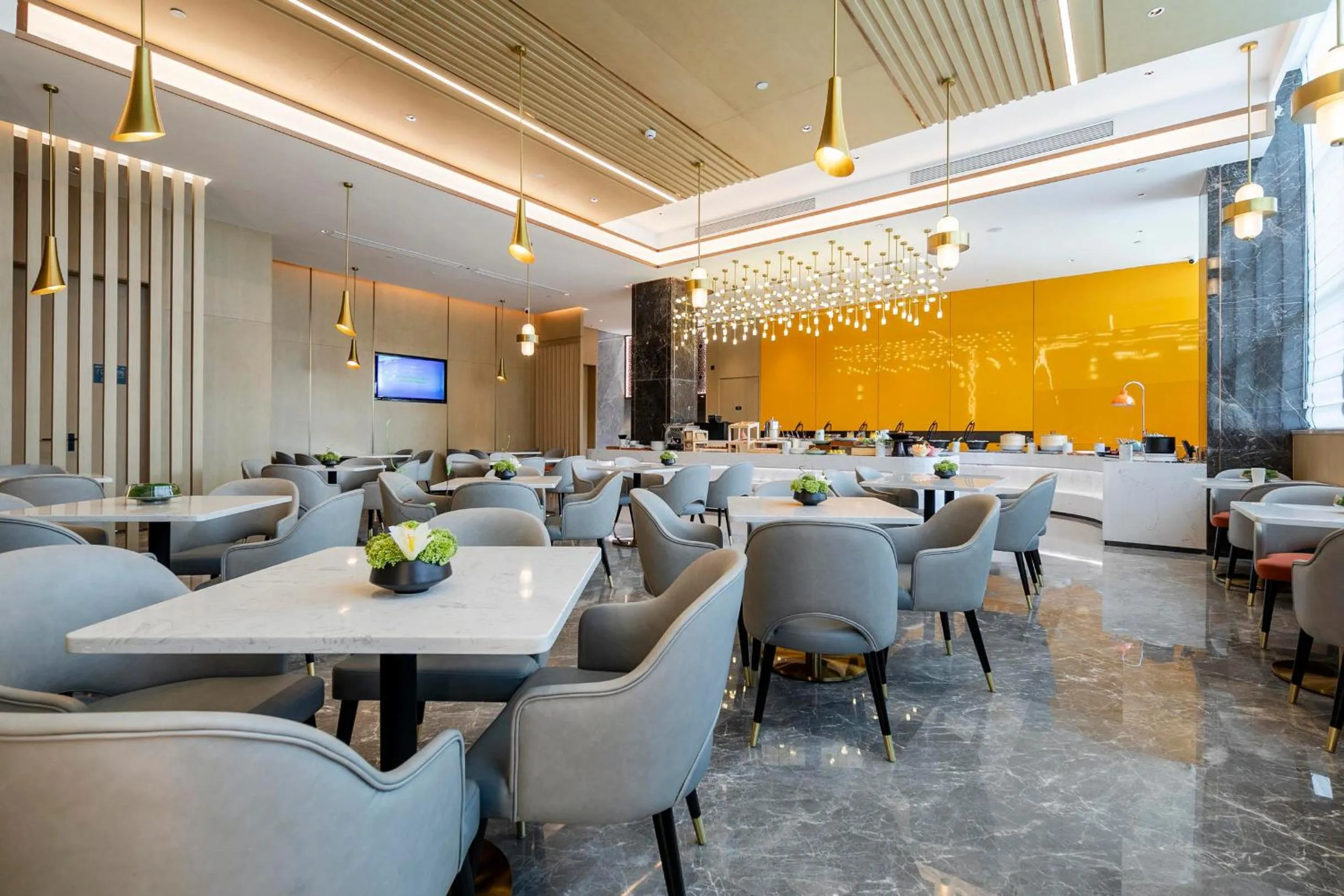 Atour Hotel Huaihua High-Speed South Railway Station