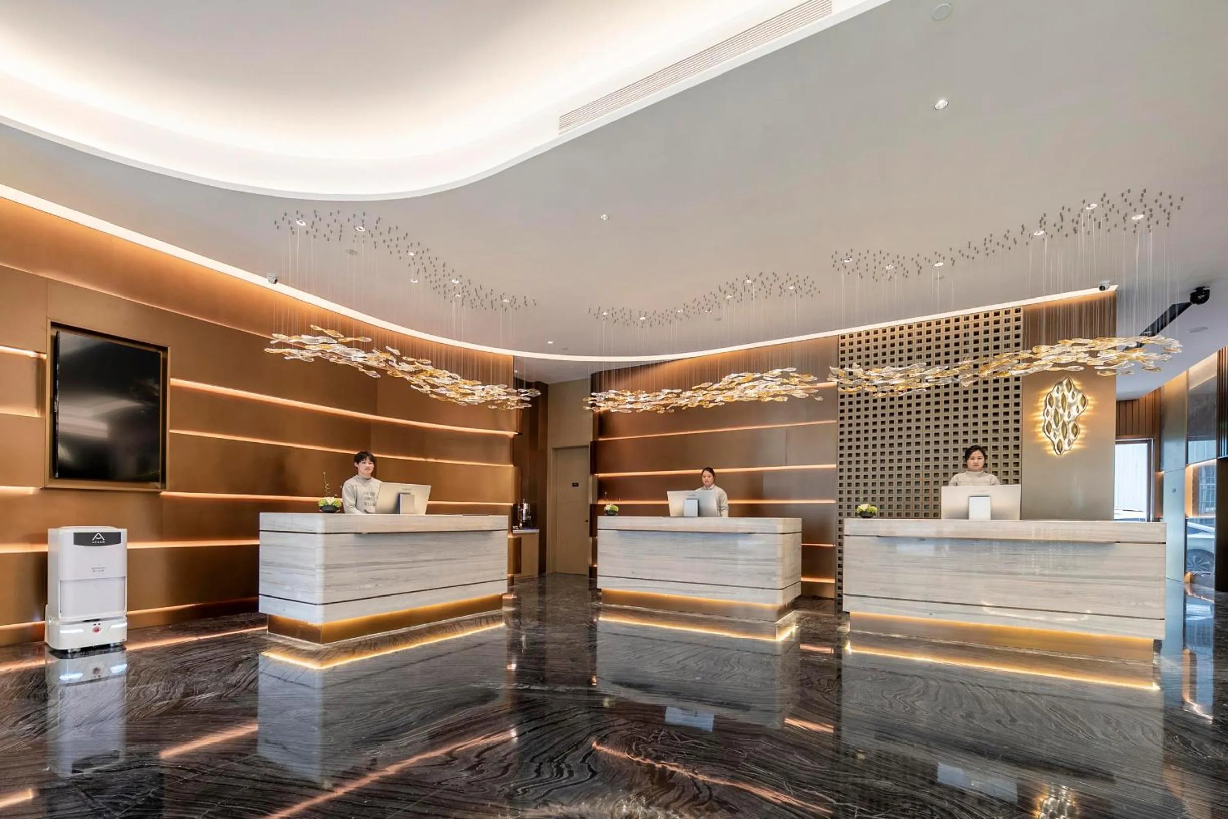 Atour Hotel Huaihua High-Speed South Railway Station