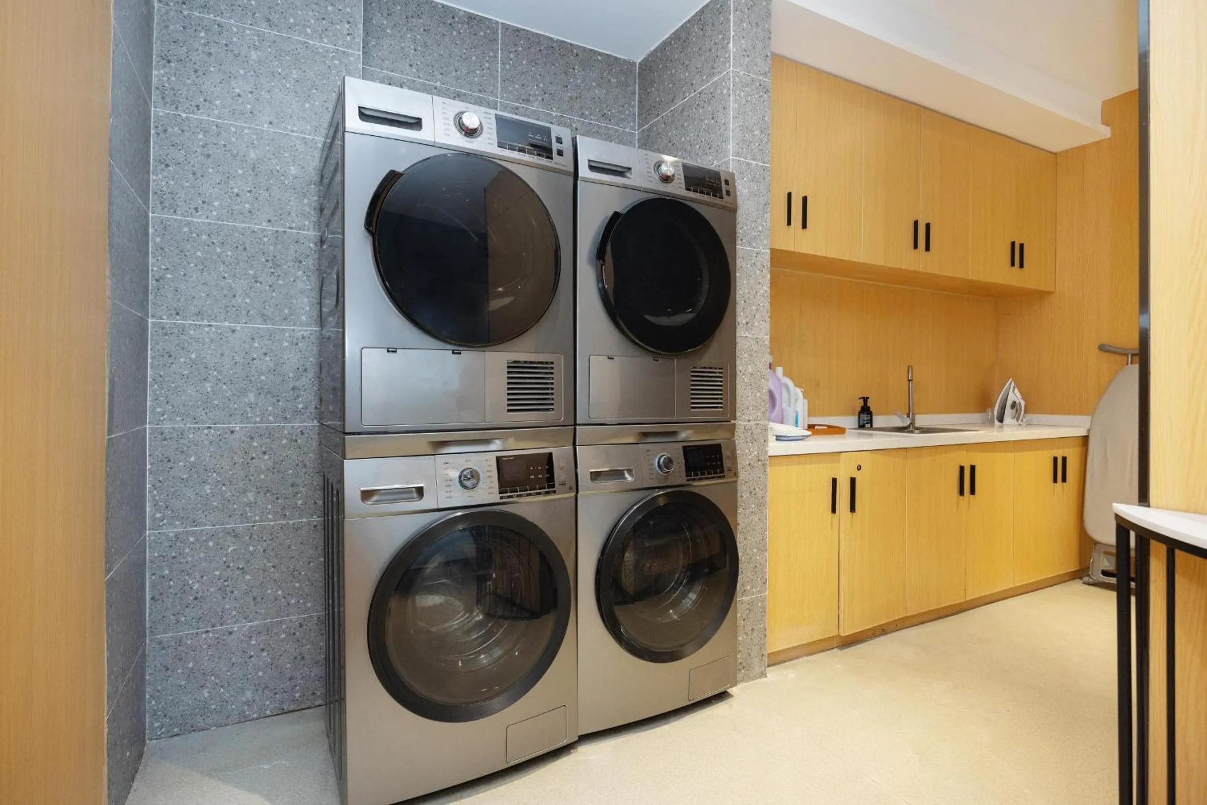 Atour X Hotel Shanghai Hongqiao National Exhibition Qibao Old Street