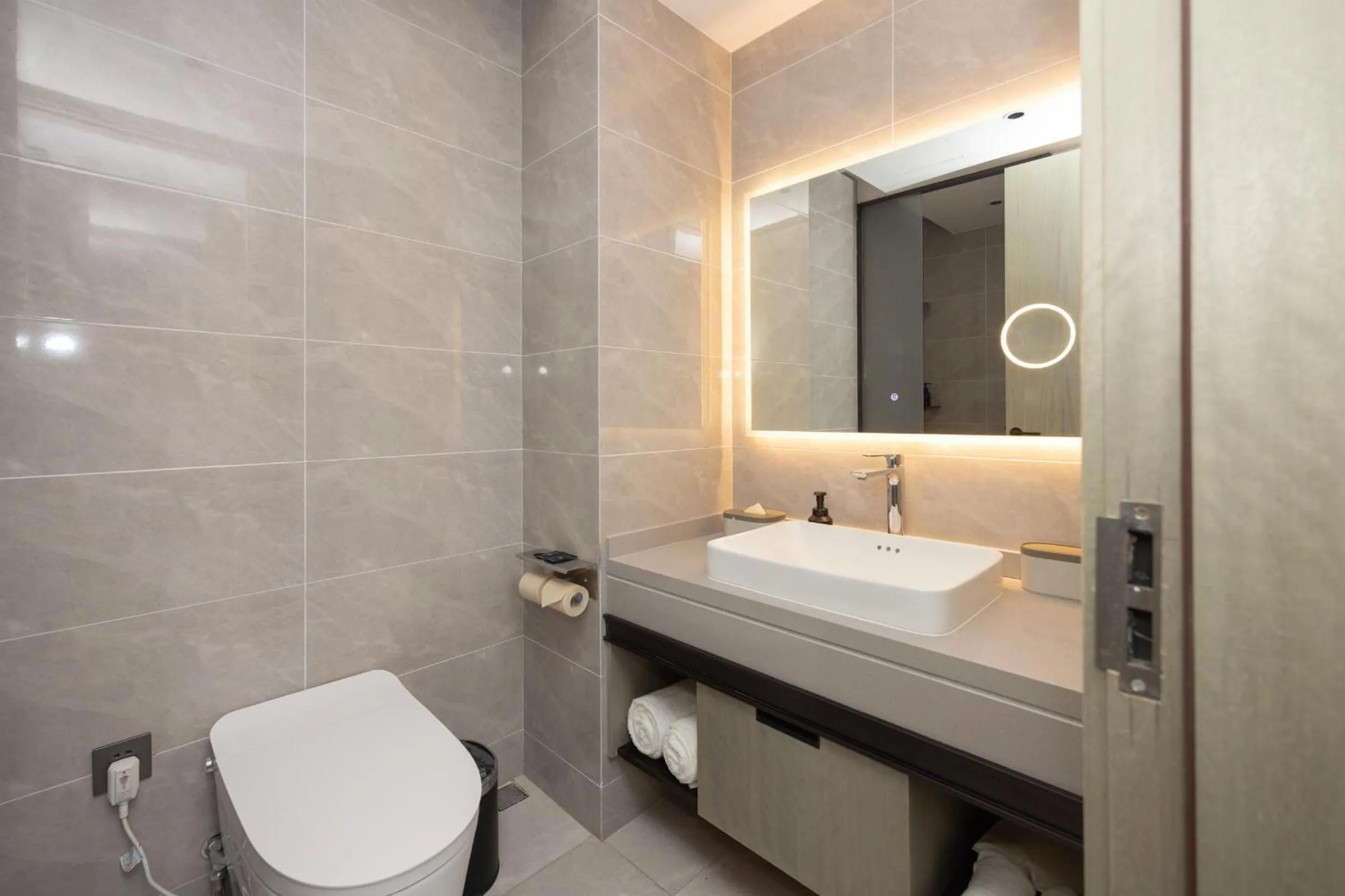 Atour X Hotel Shanghai Hongqiao National Exhibition Qibao Old Street