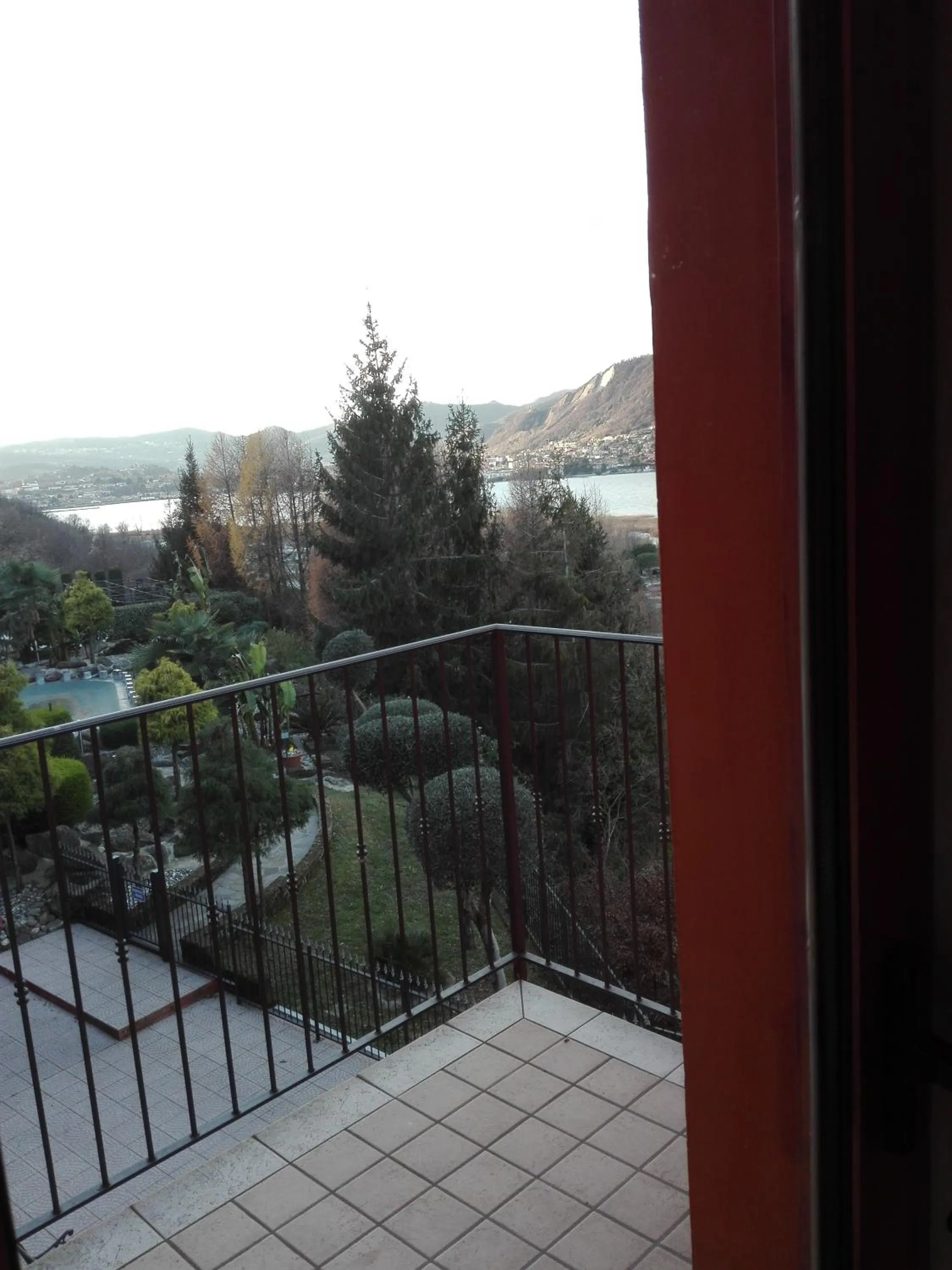 Spring in Hotel Empire Resort