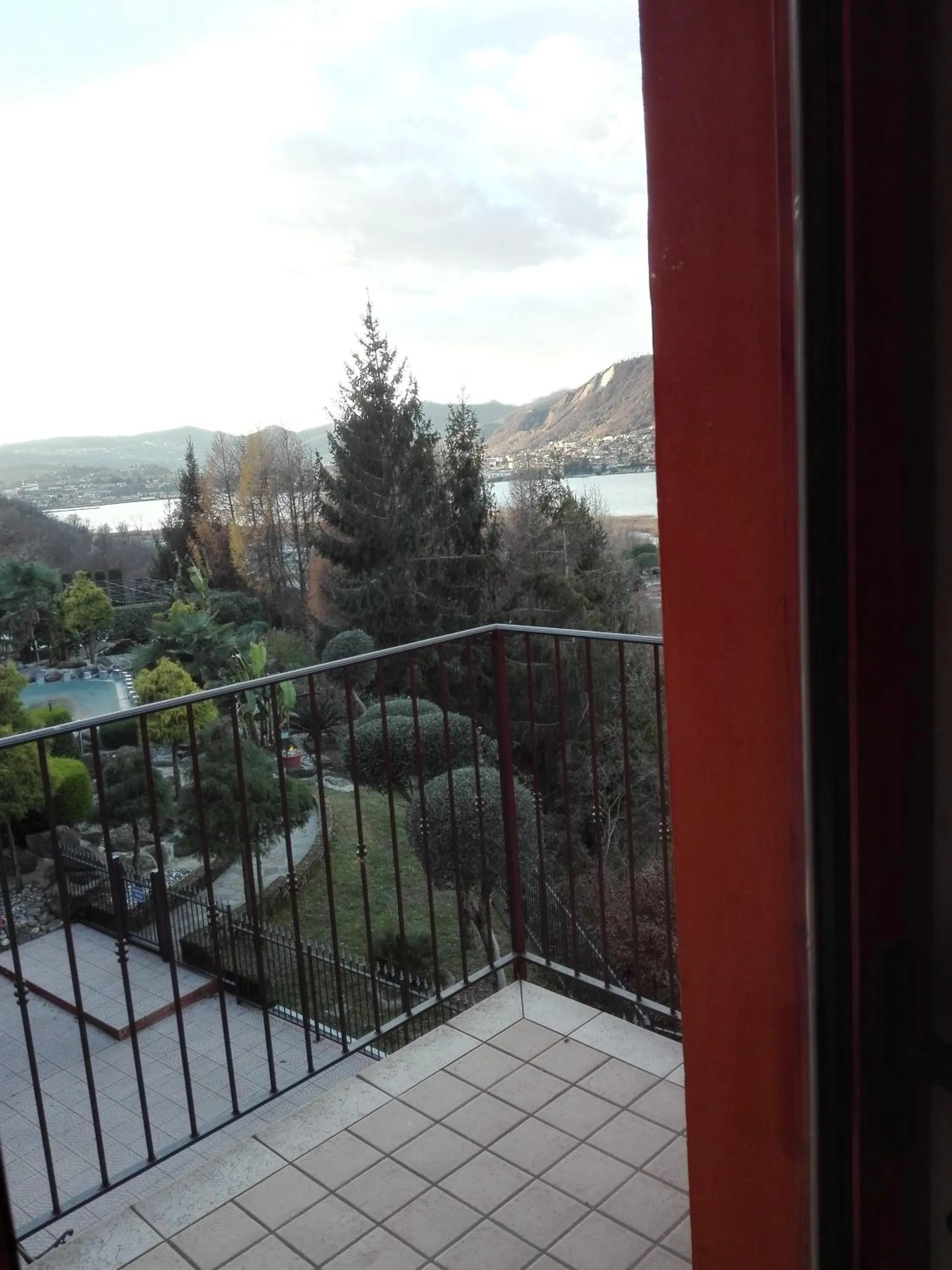 Spring in Hotel Empire Resort