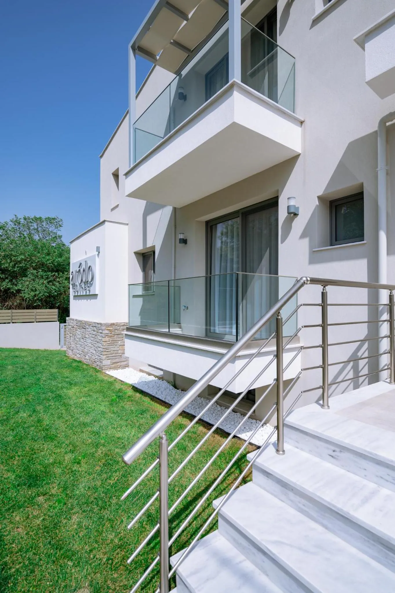 Property building in Arodo Suites